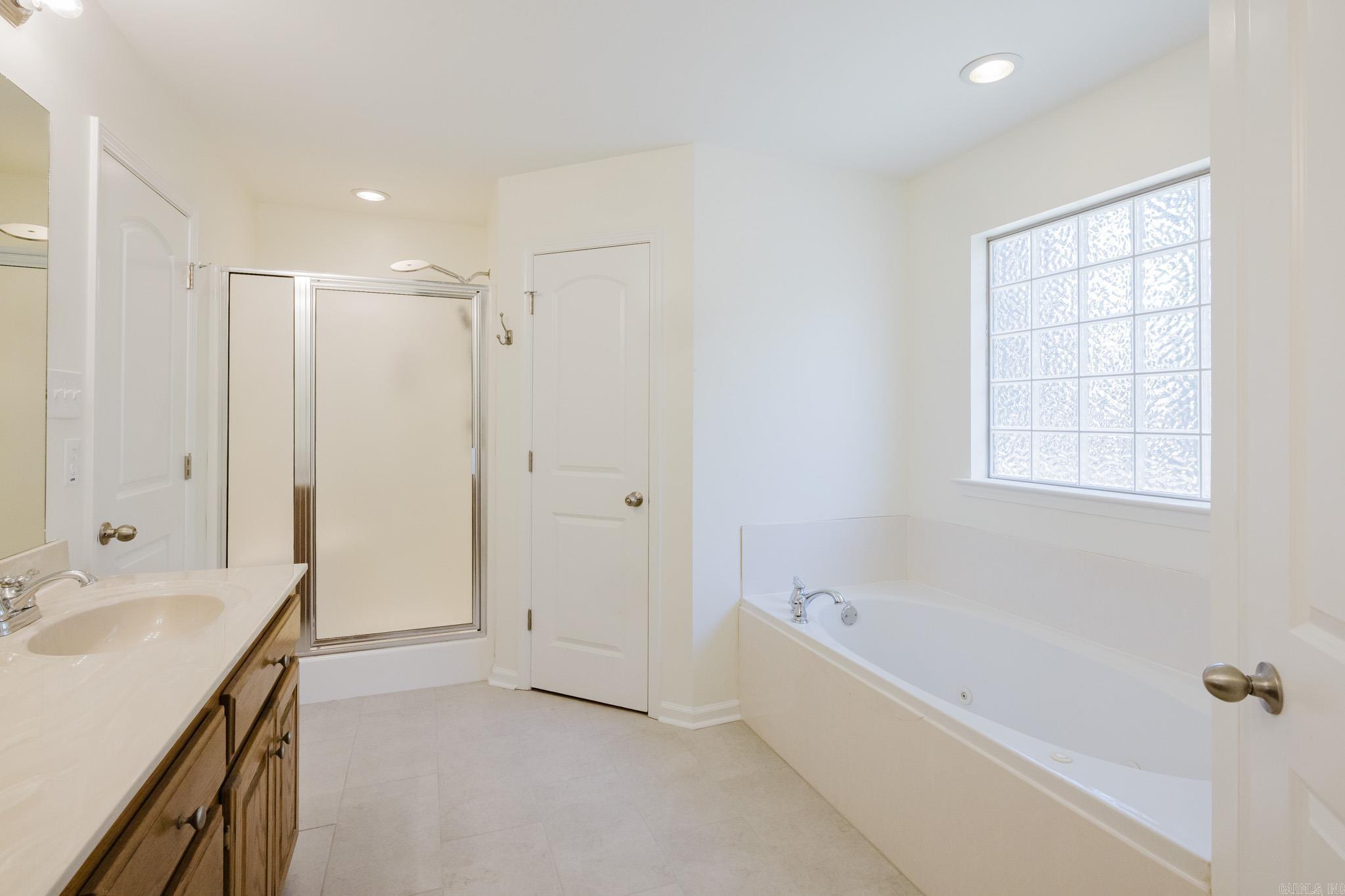 5126 Buckingham Place Property Photo 13