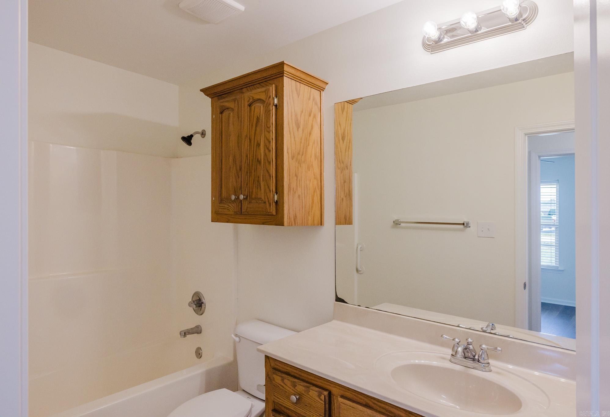 5126 Buckingham Place Property Photo 16
