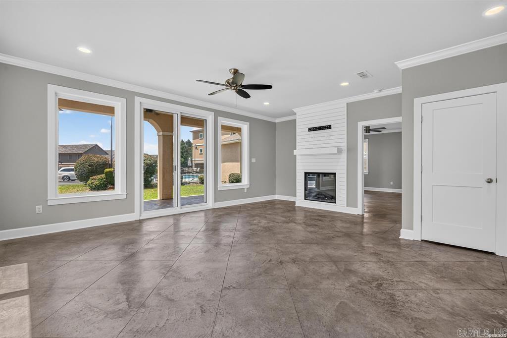 150 Villa Pointe A Property Photo 4