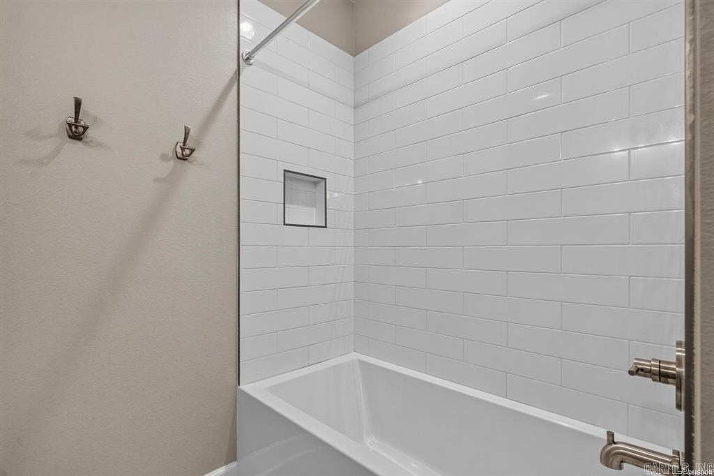 150 Villa Pointe A Property Photo 36