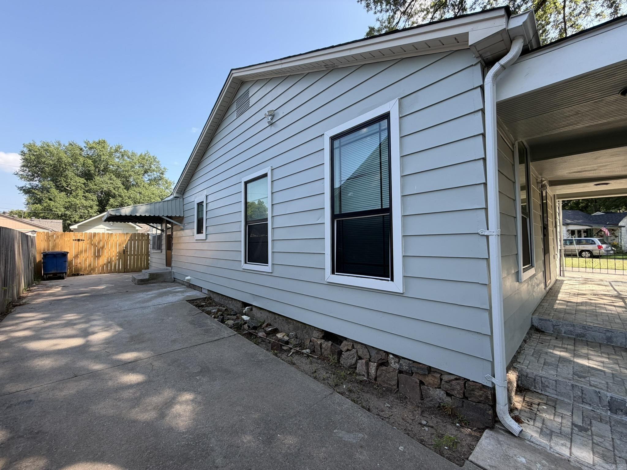 510 Gordon Street Property Photo 3