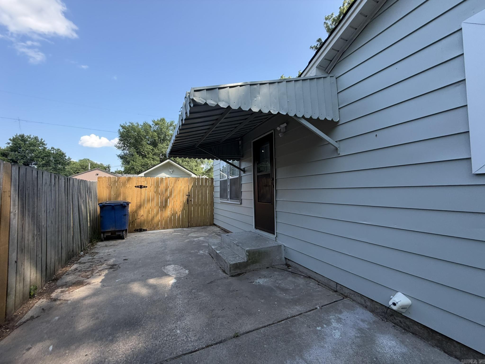 510 Gordon Street Property Photo 4
