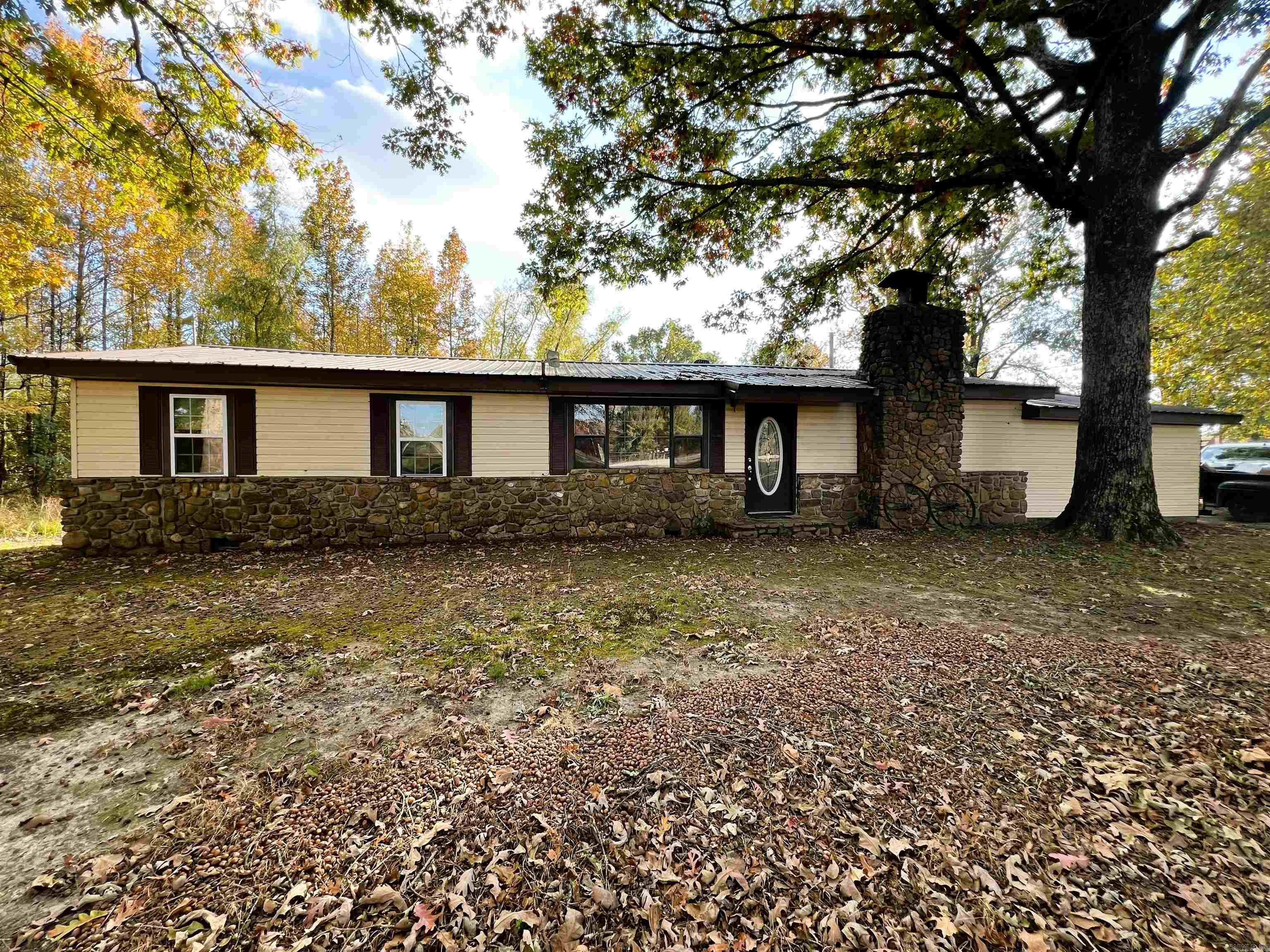 4463 Hwy 8 W Property Photo 1
