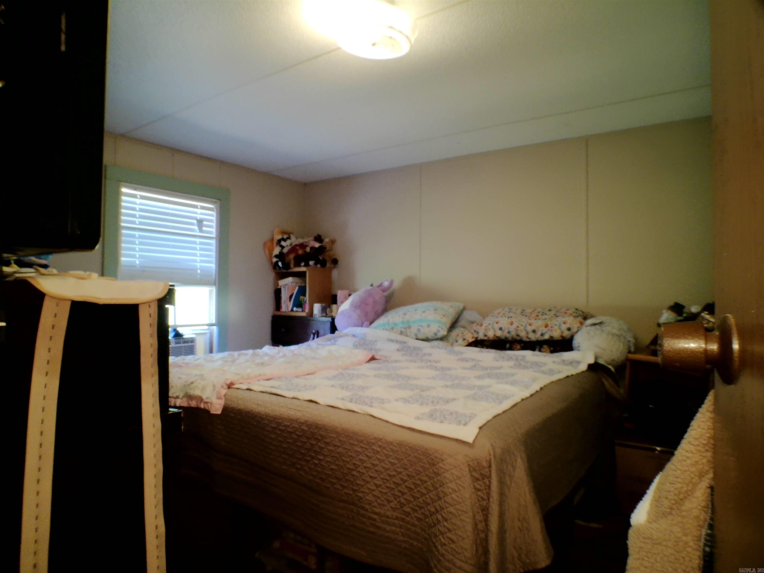 1417 Skyline Dr Property Photo 24