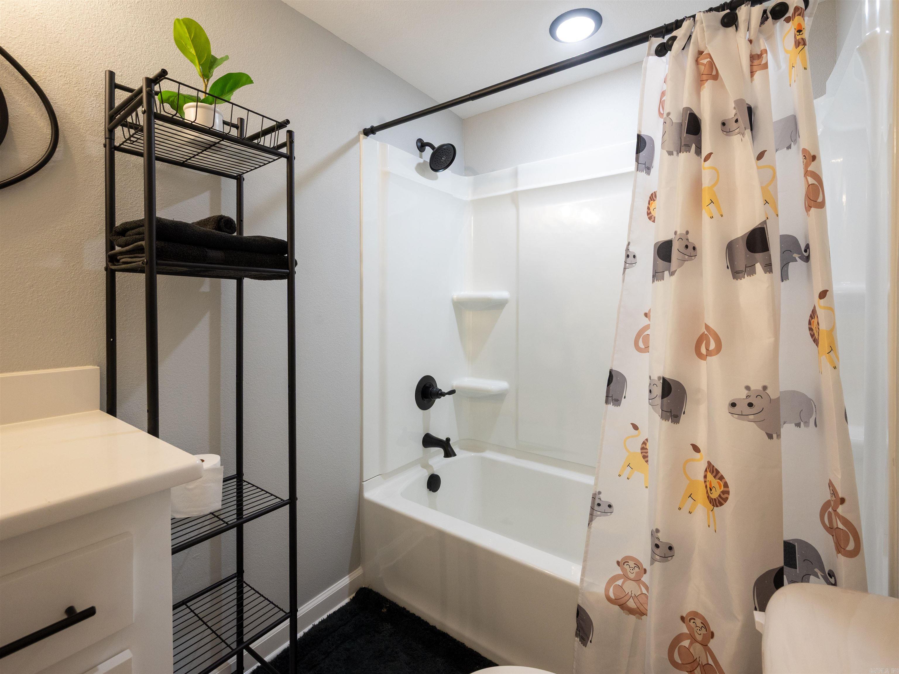 2112 Sable Oaks Circle Property Photo 16