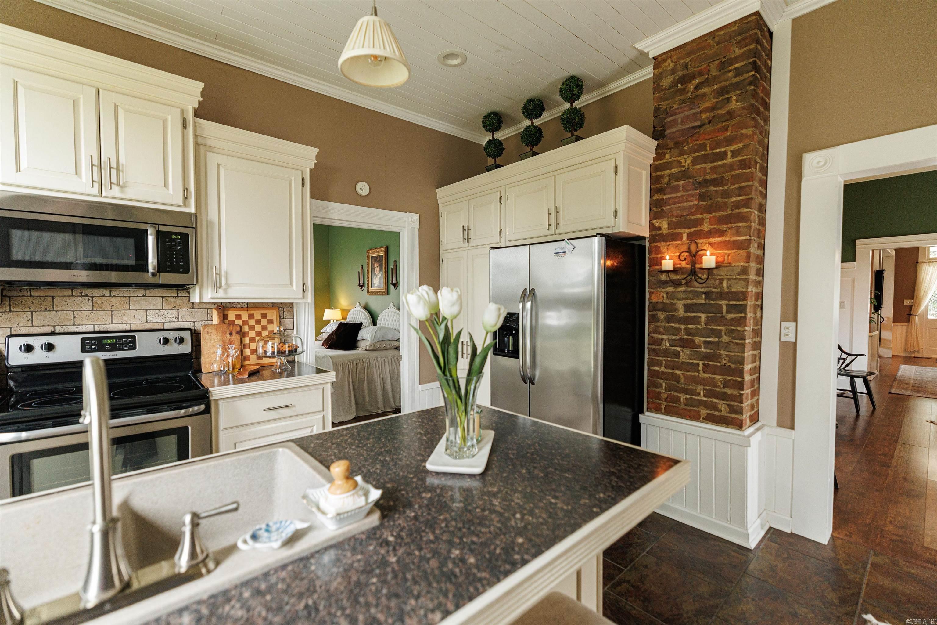 65 Mulberry Street Property Photo 35