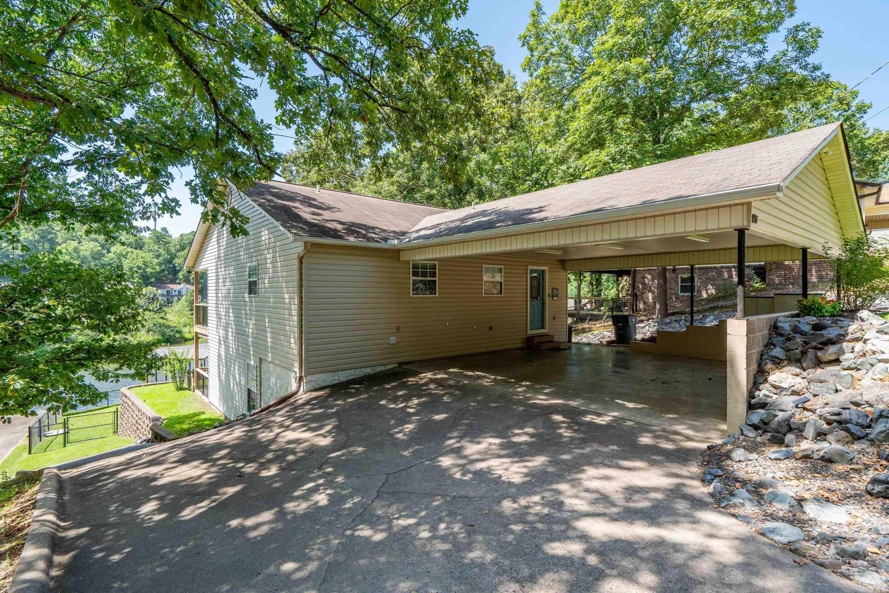 126 Southview Cir Circle Property Photo 48