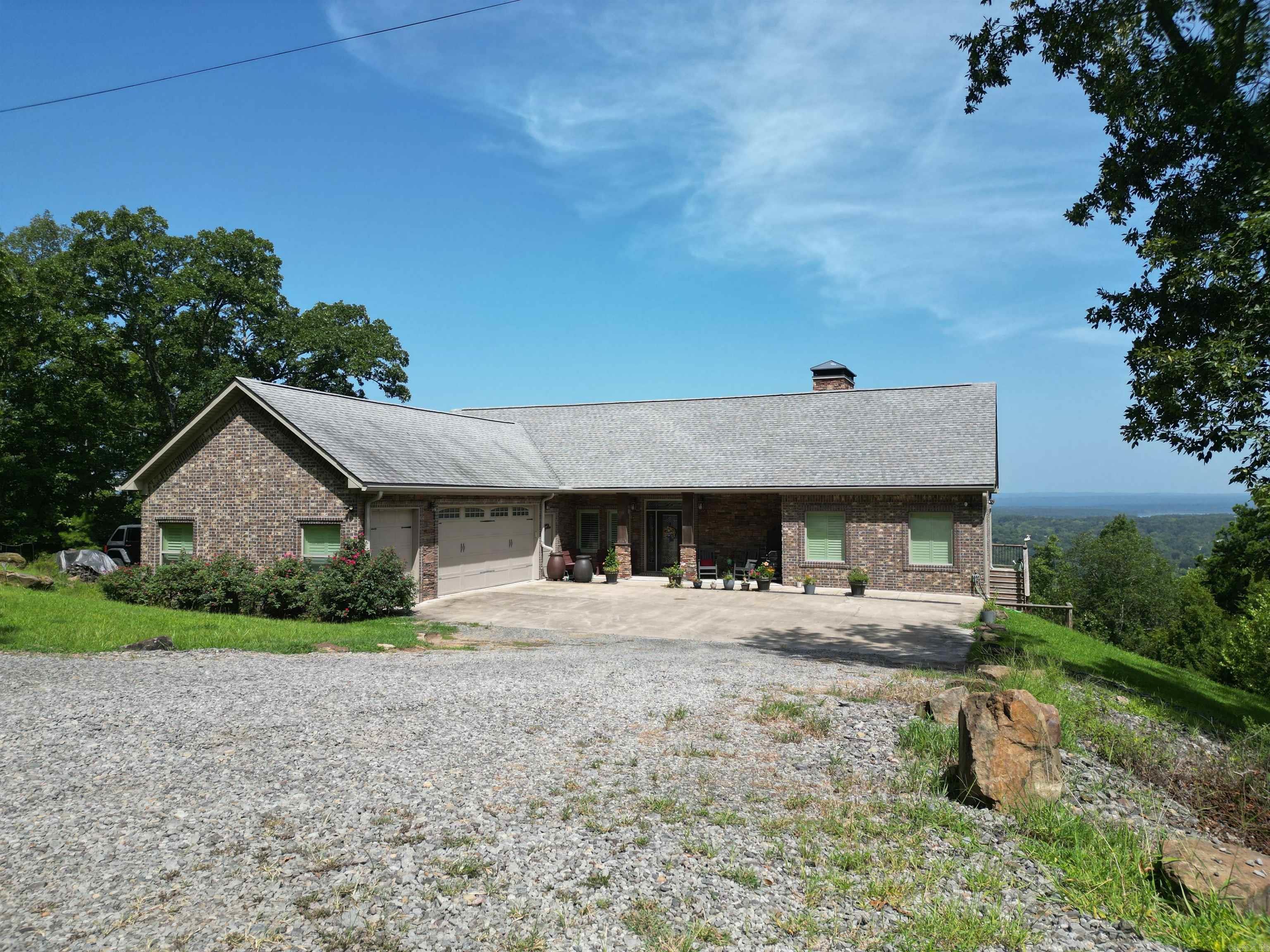 15 Pine Lake Lane Property Photo 1