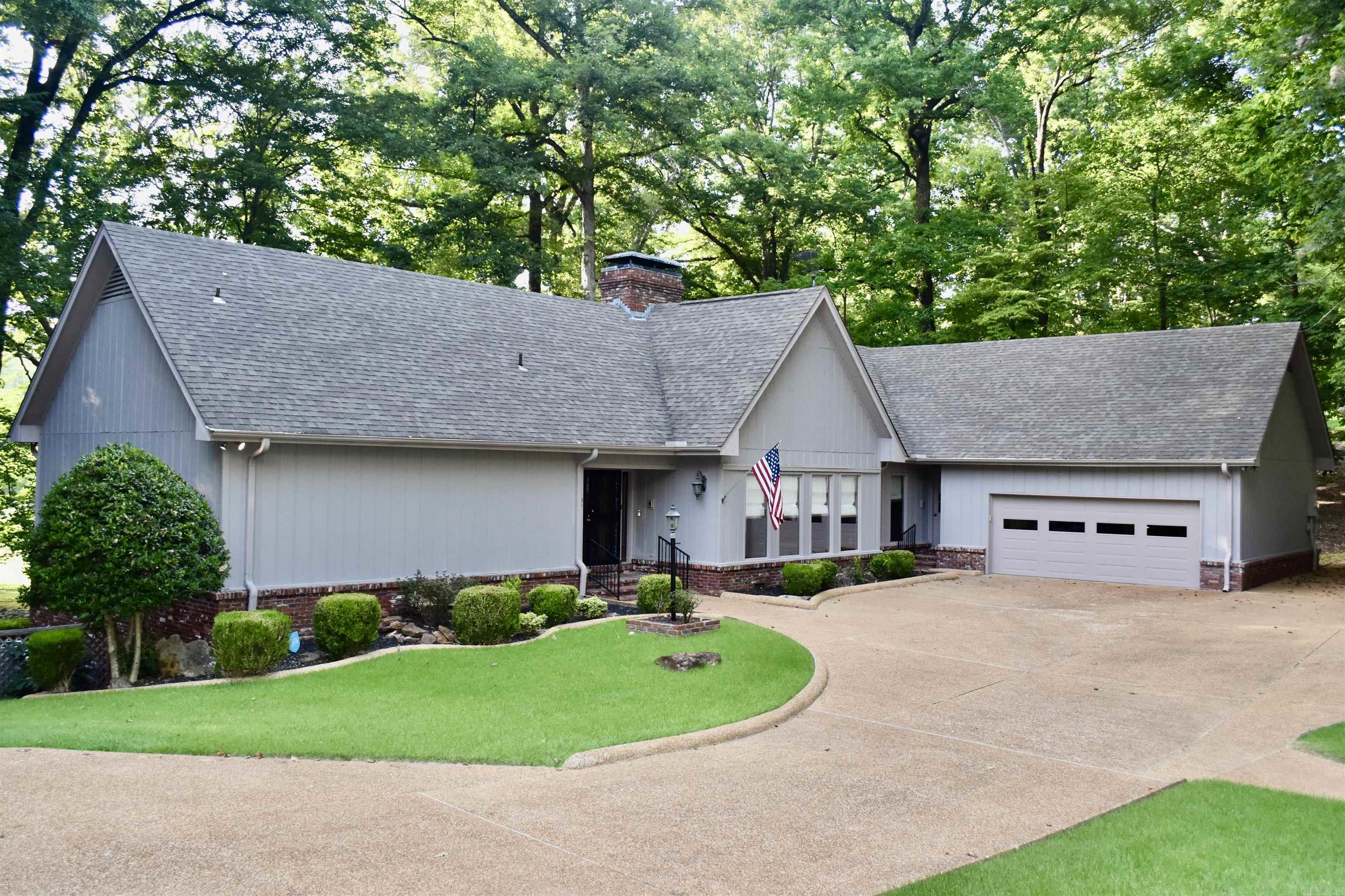 139 Stonebrook Road Property Photo 1