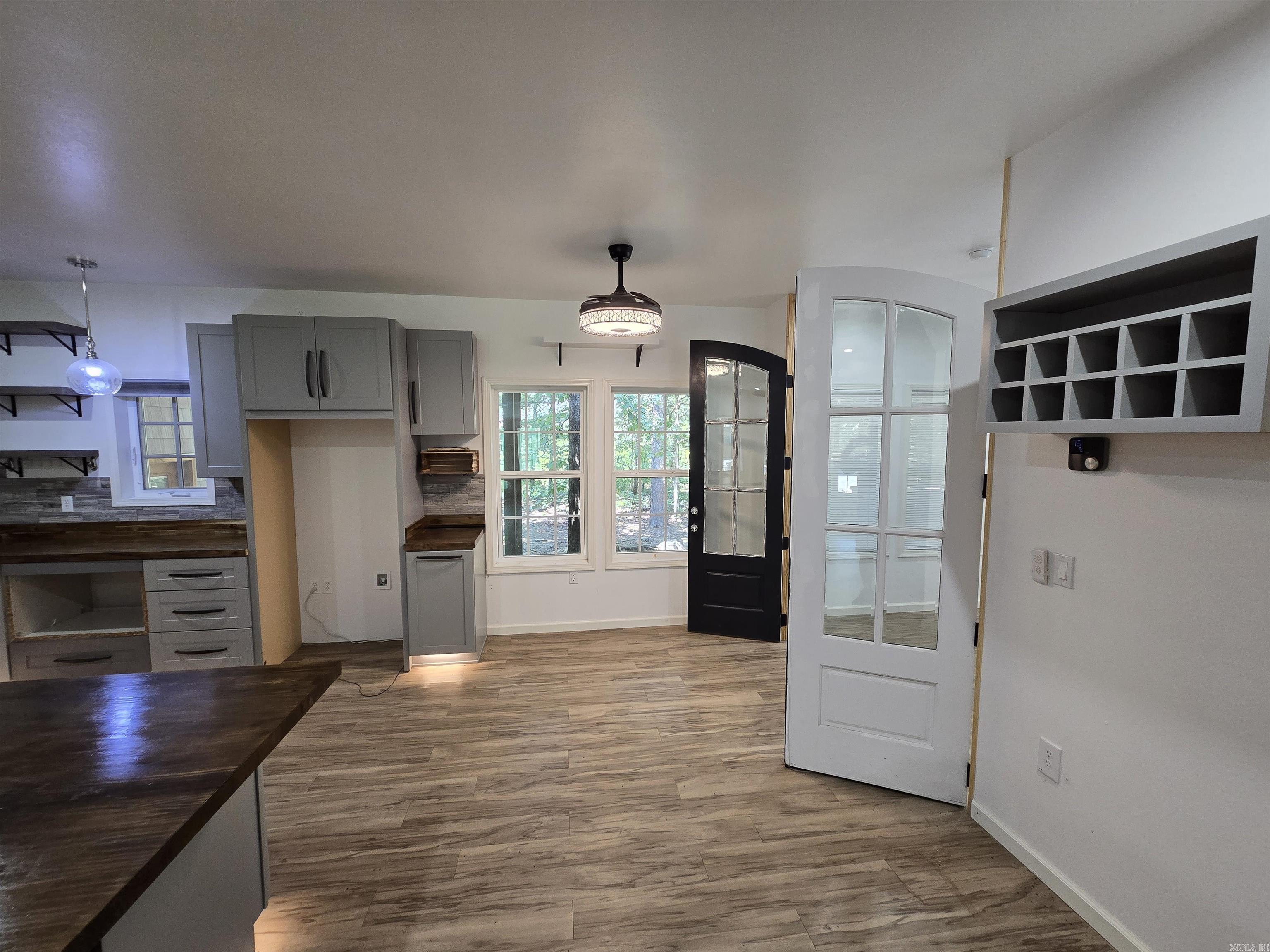 29 Lauras Loop Property Photo 19