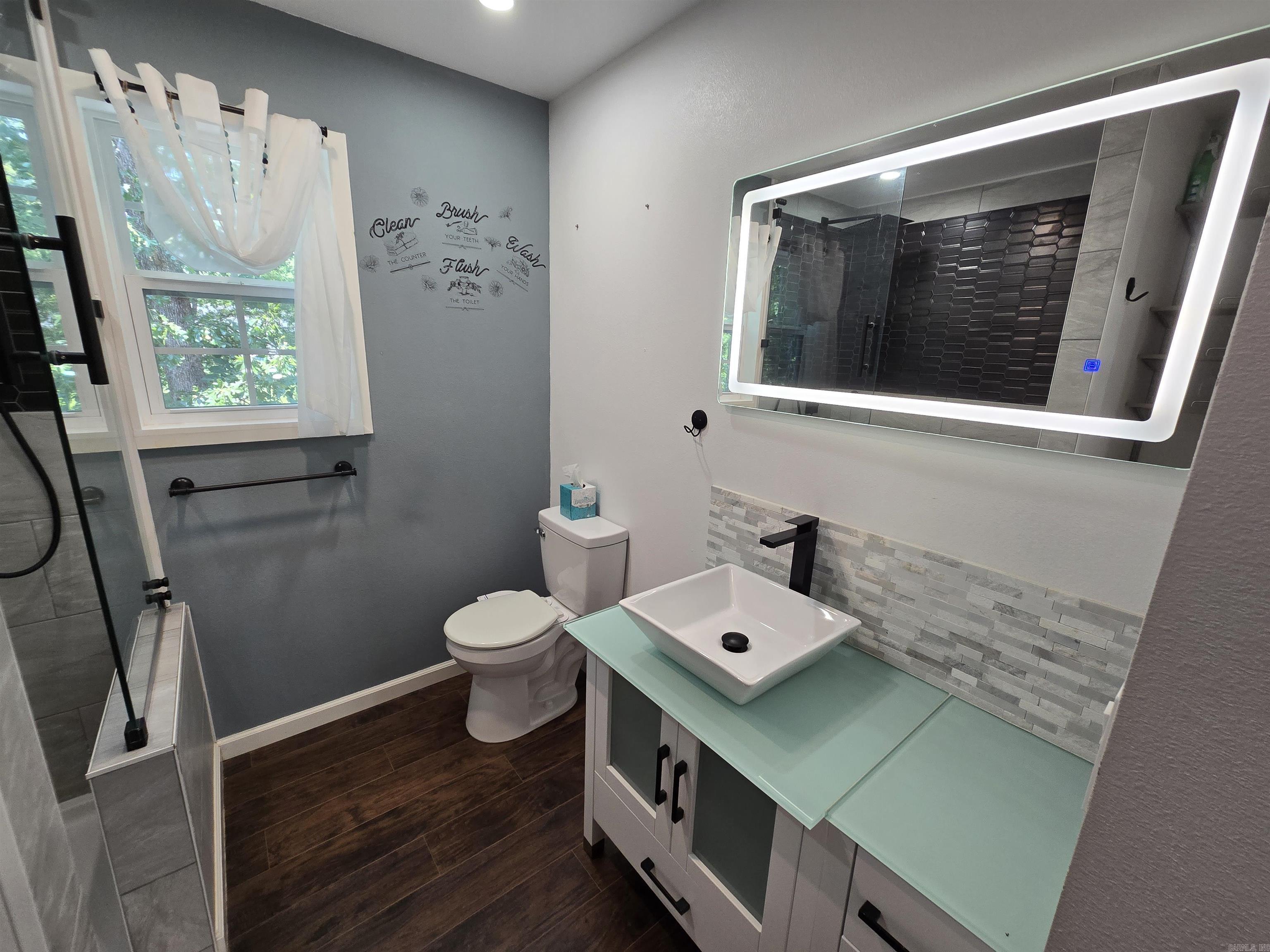 29 Lauras Loop Property Photo 27
