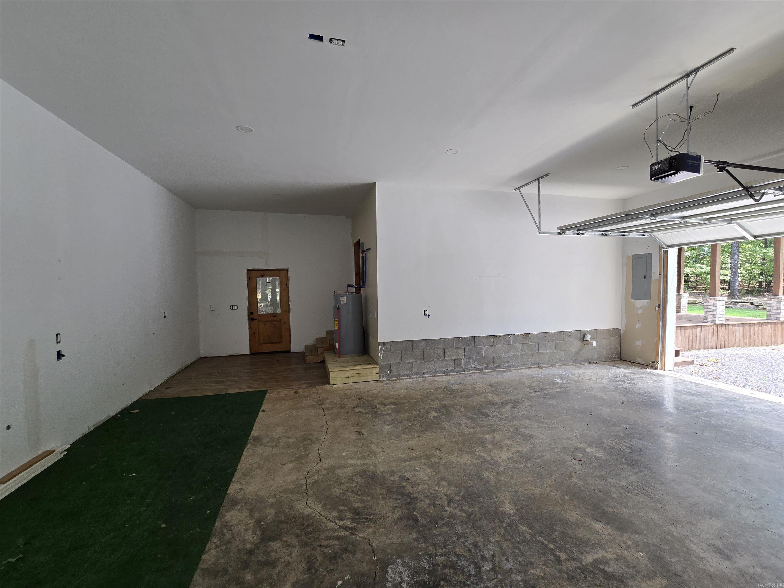 29 Lauras Loop Property Photo 36