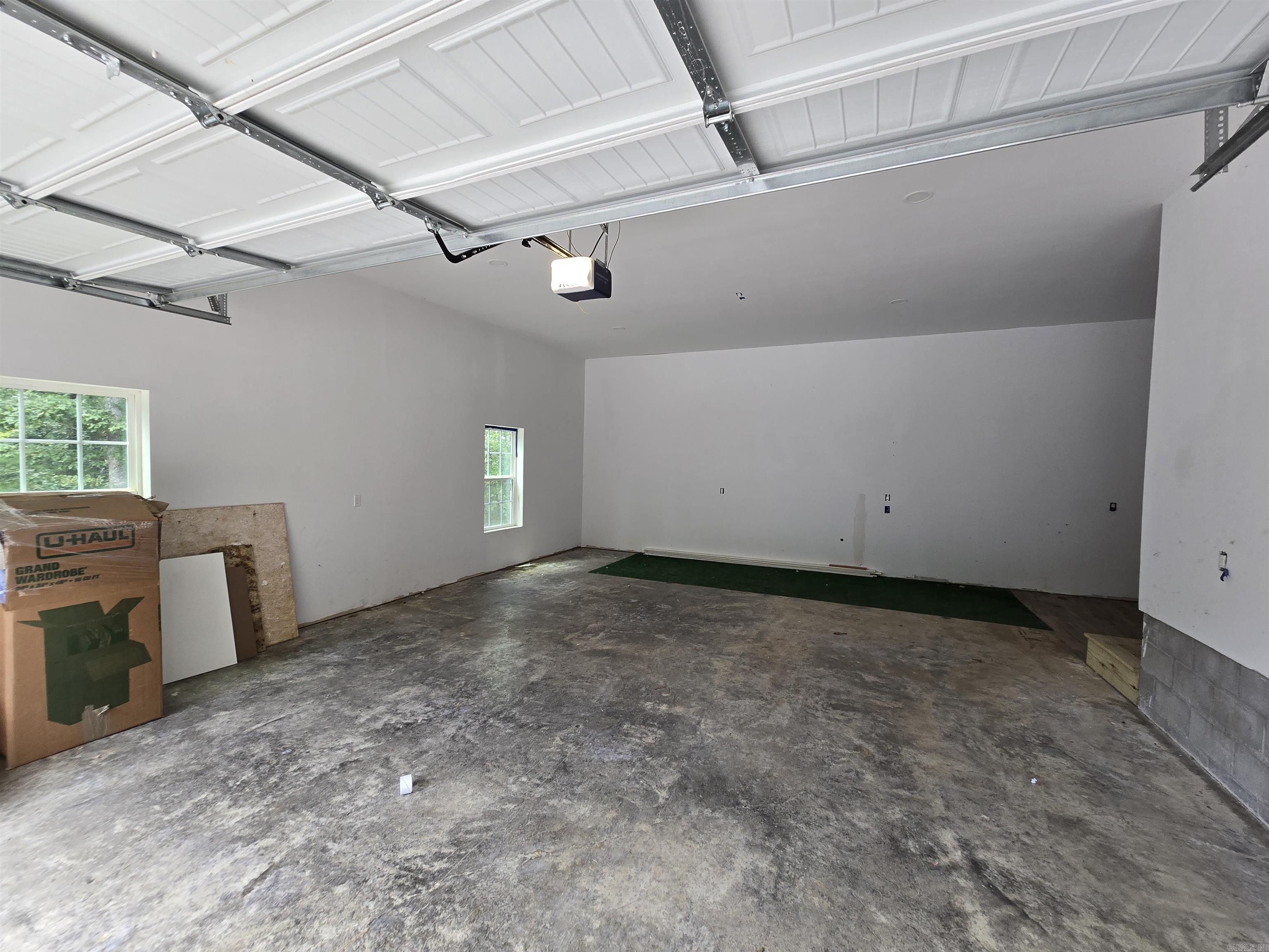 29 Lauras Loop Property Photo 37