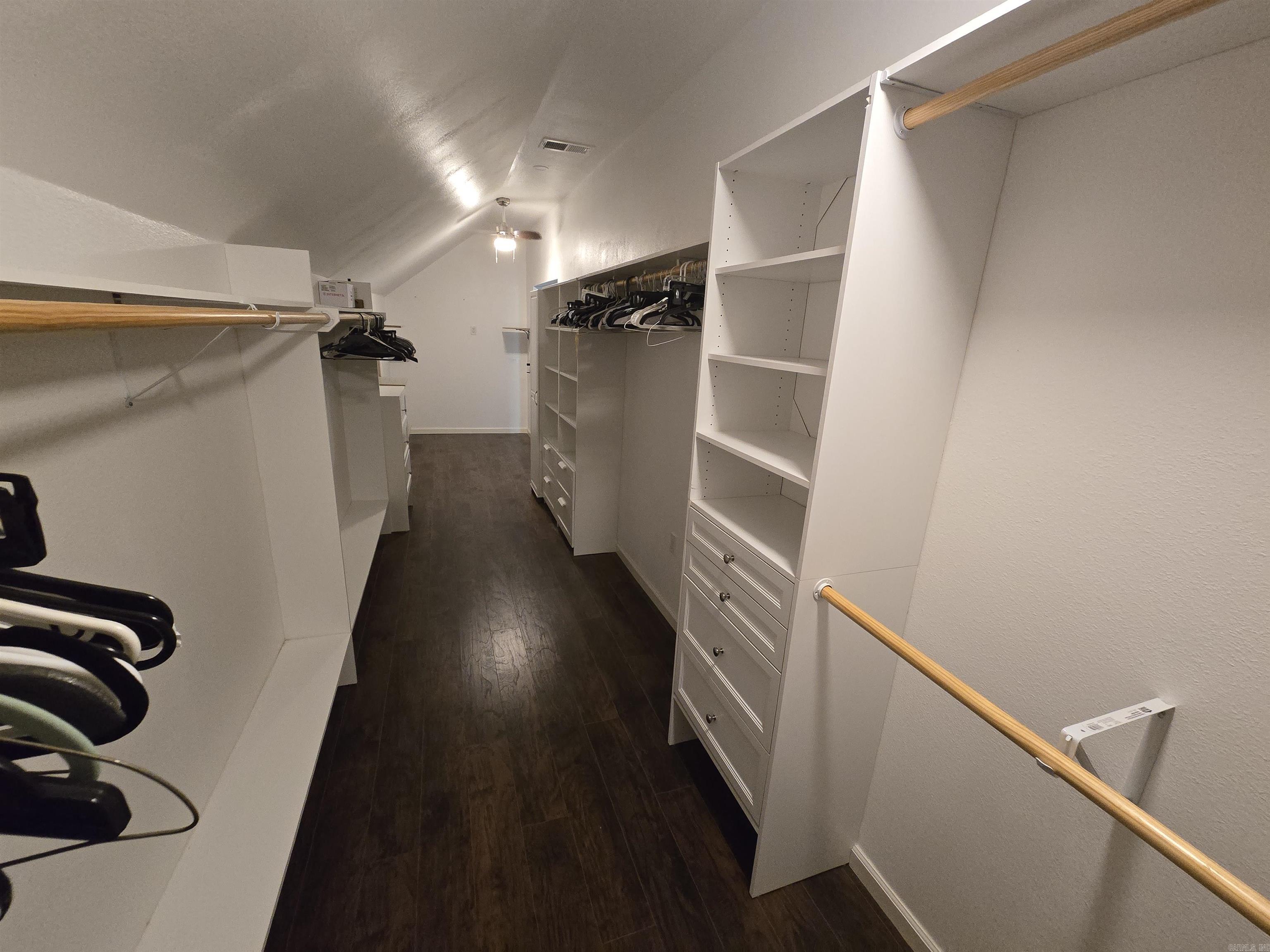 29 Lauras Loop Property Photo 39