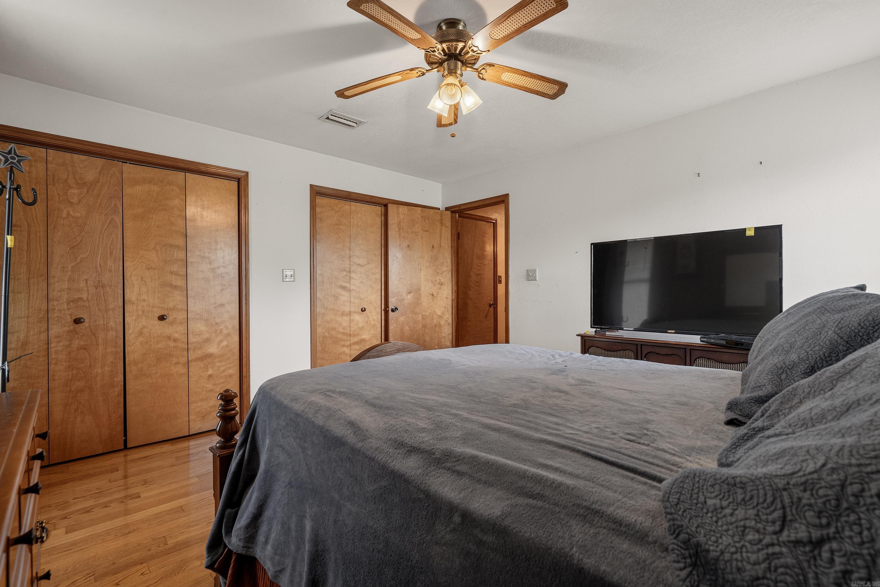 405 Jackson Street Property Photo 10