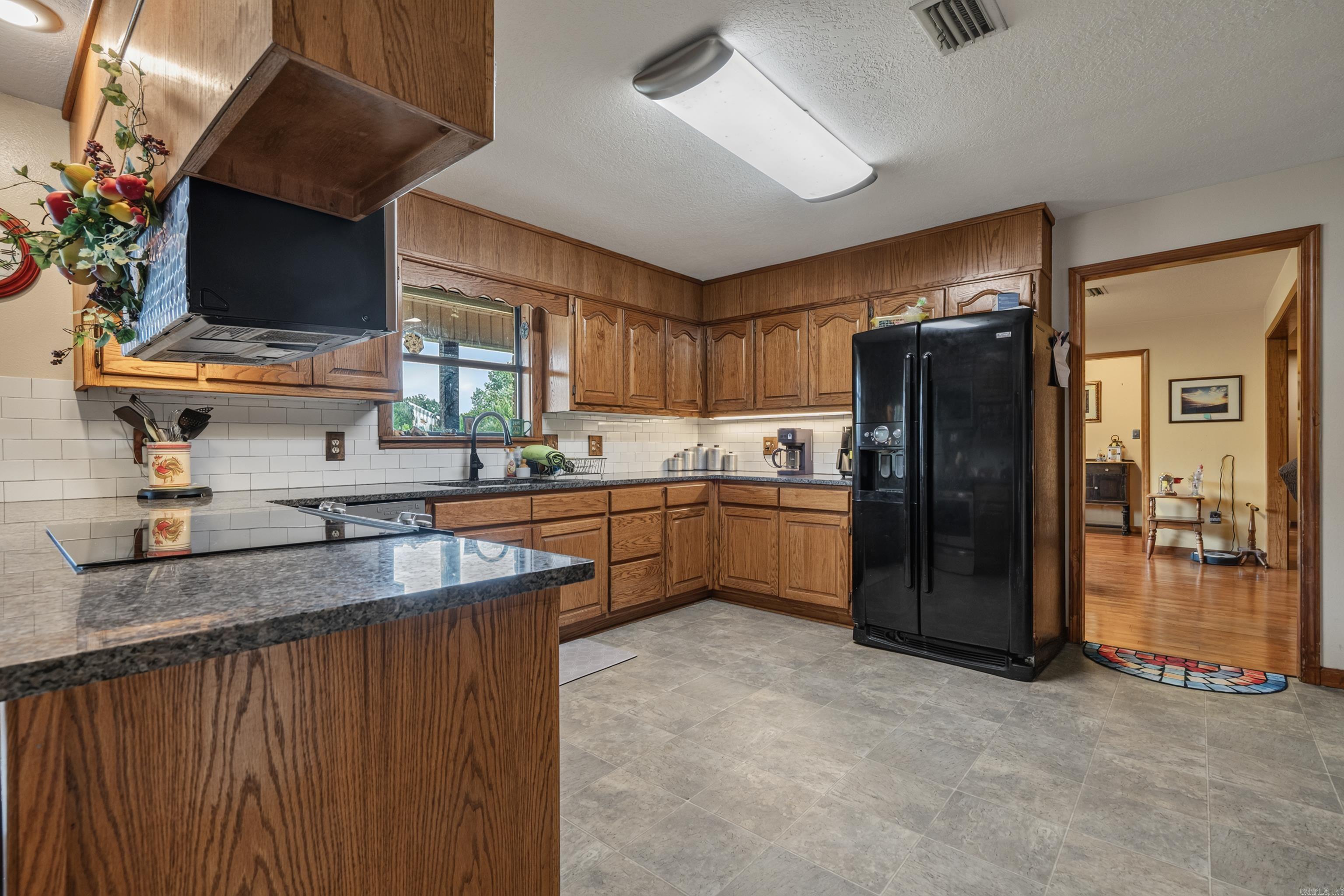 405 Jackson Street Property Photo 19