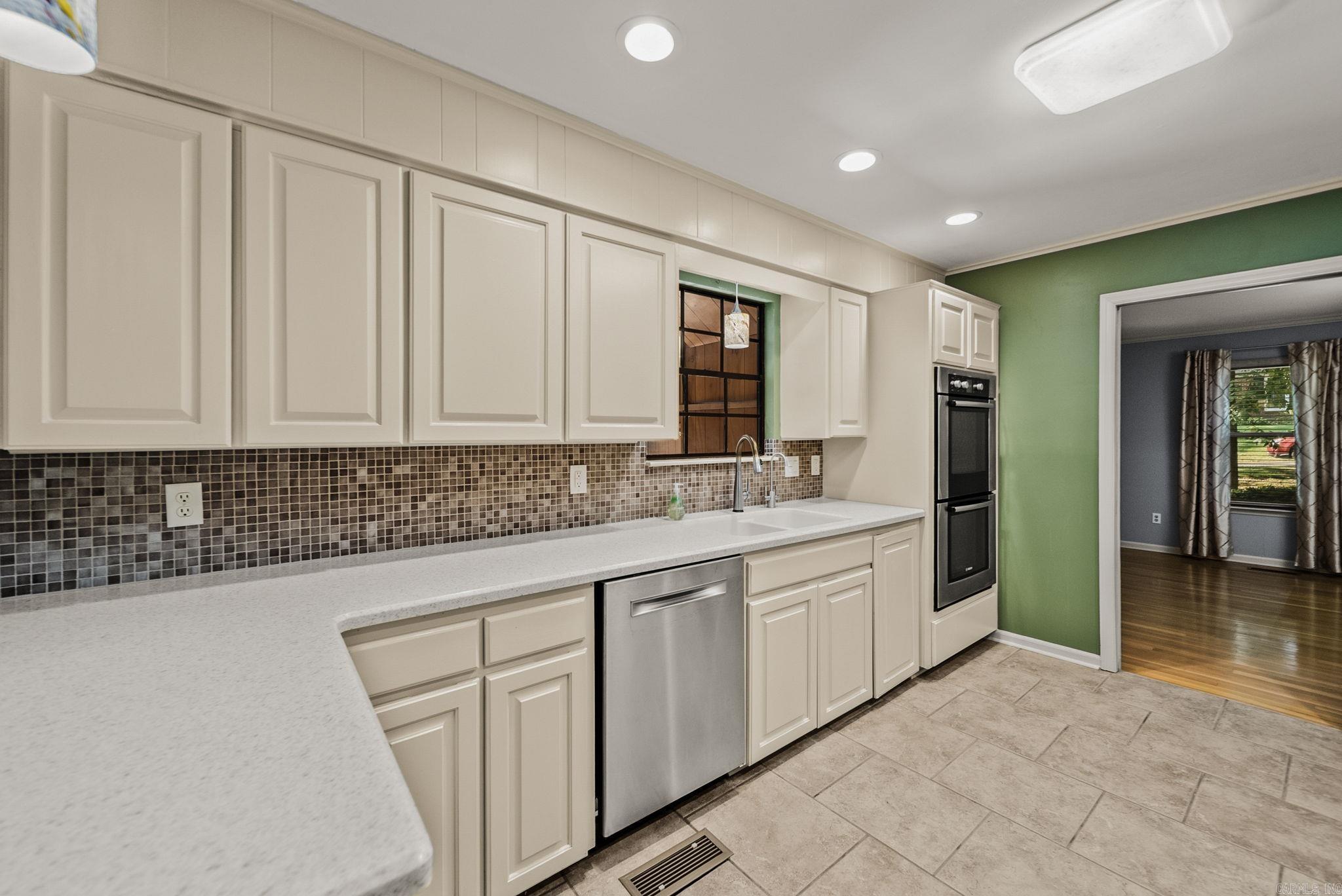 10800 San Joaquin Valley Drive Property Photo 18