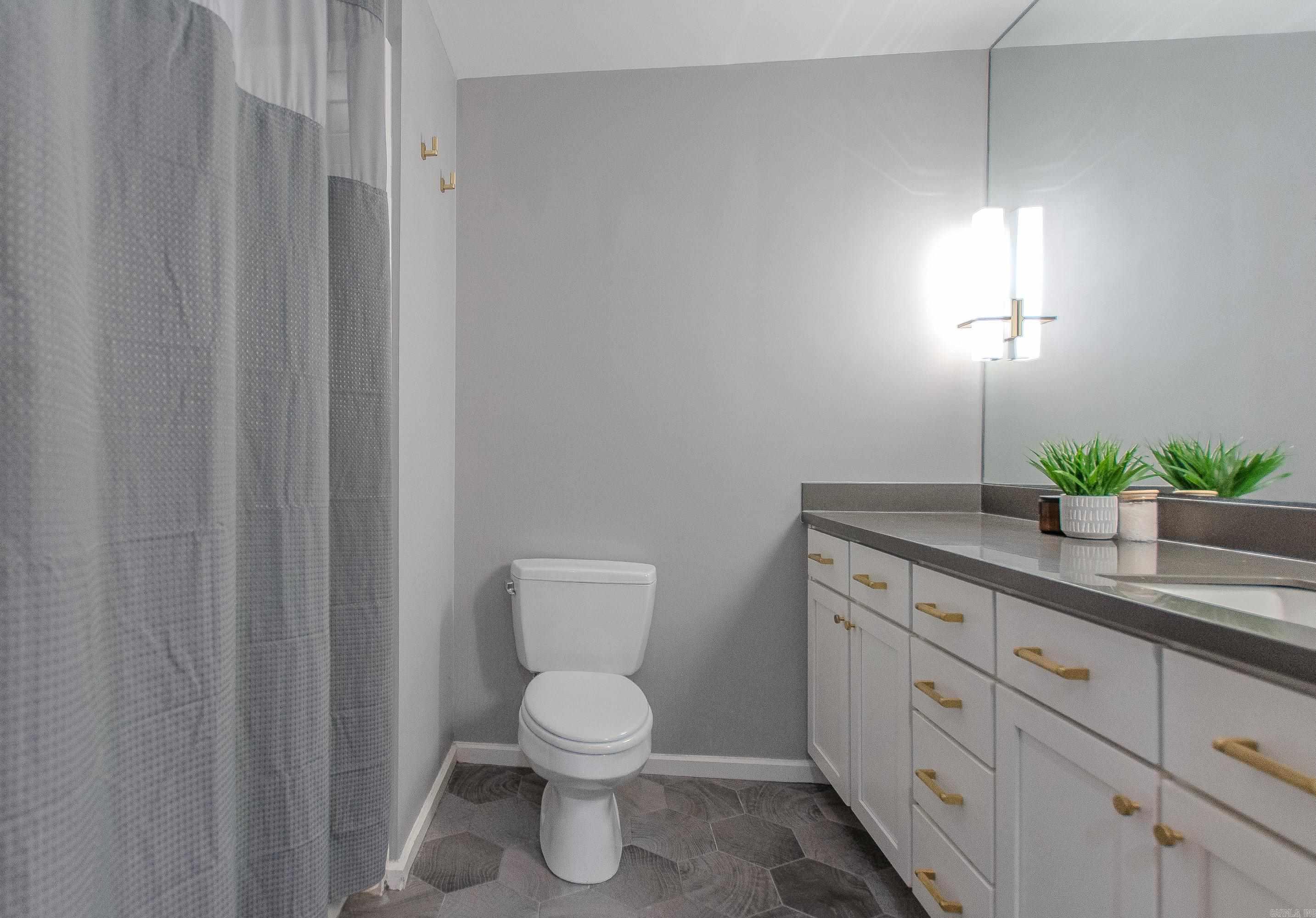 315 Rock St 1008 Property Photo 23
