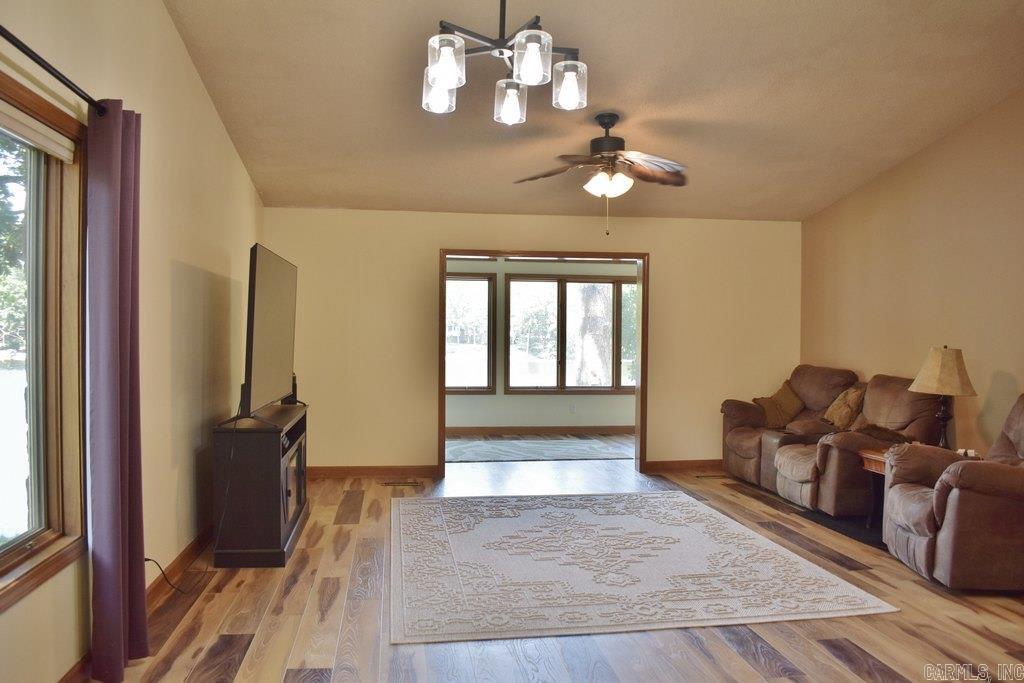 48 Majorca Drive Property Photo 8