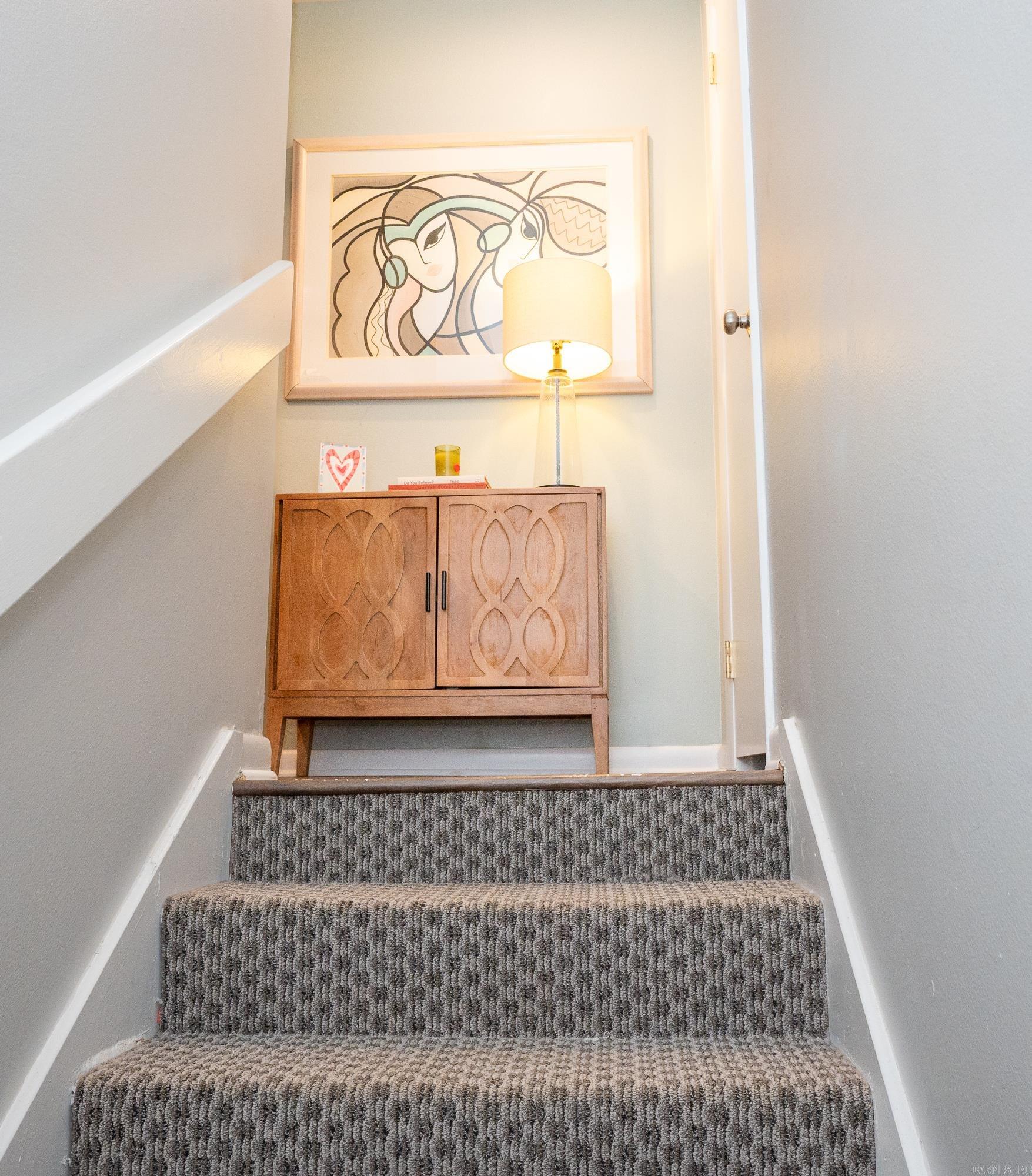 32 Hampshire Circle Property Photo 23