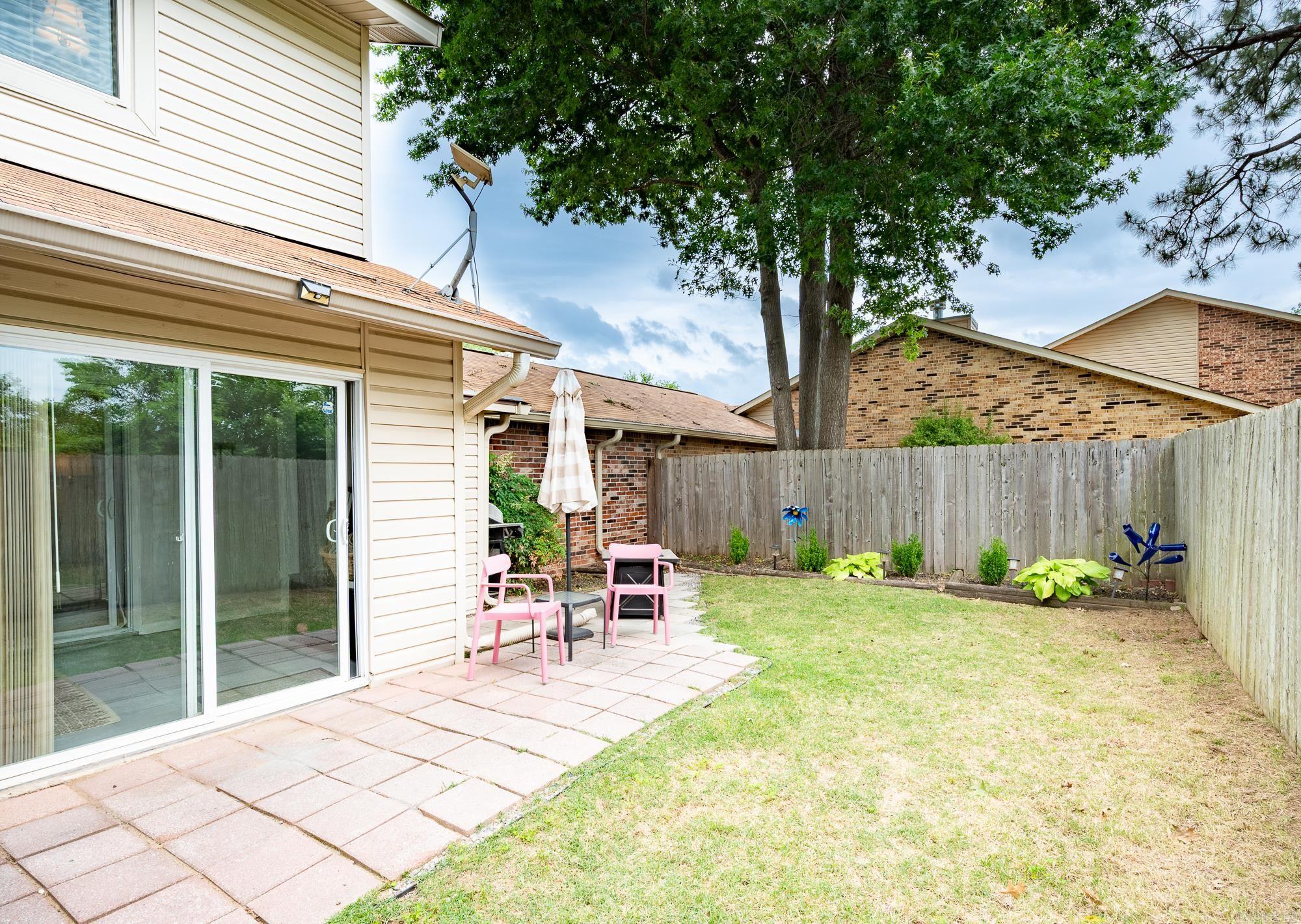 32 Hampshire Circle Property Photo 41