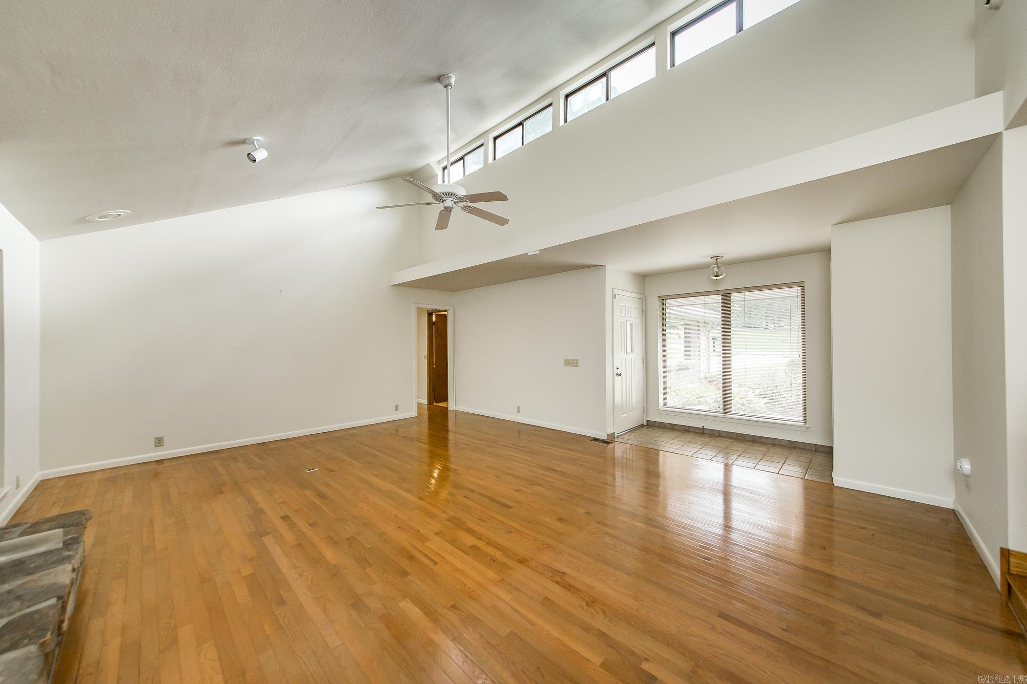 970 Anderson Circle Property Photo 6