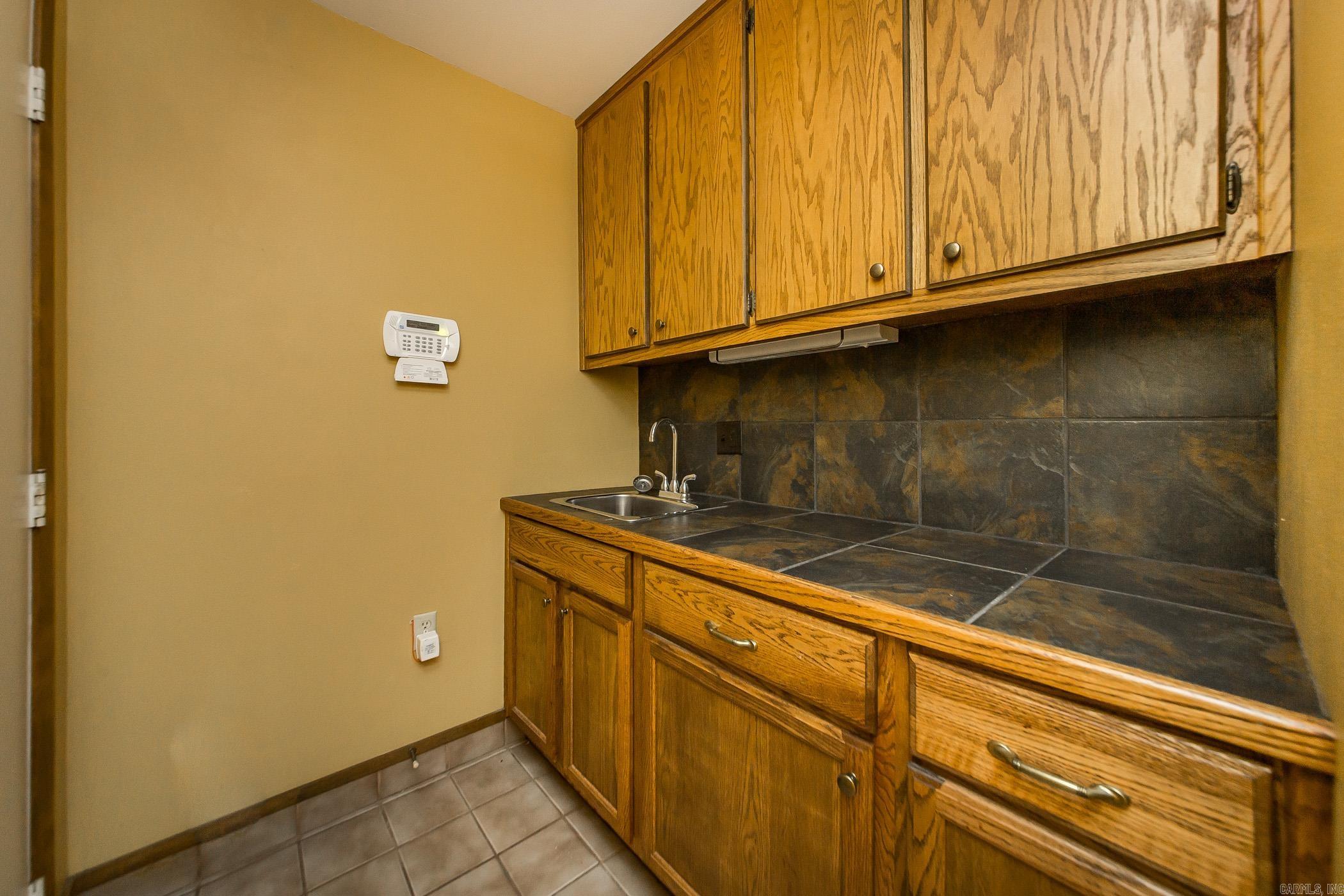 970 Anderson Circle Property Photo 12