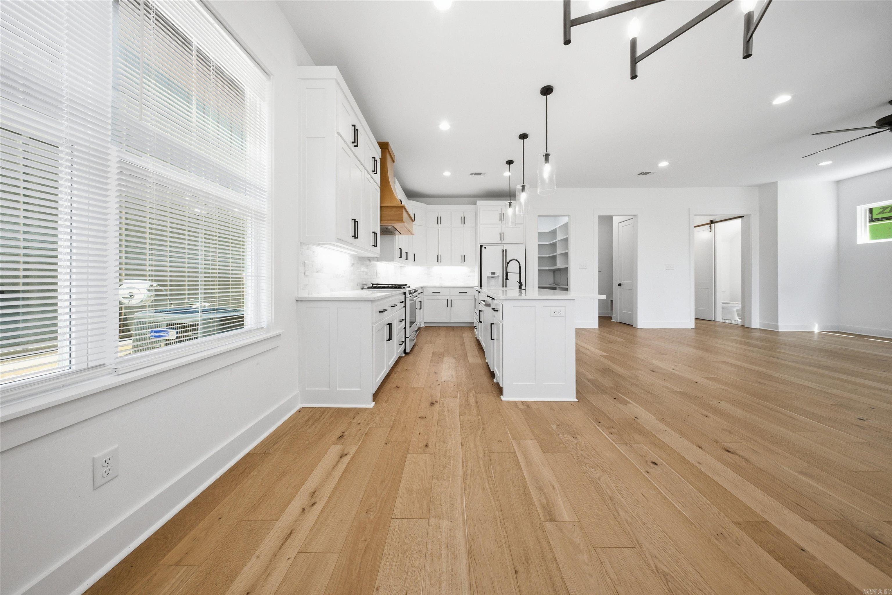 1412 Nanterre Street Property Photo 14