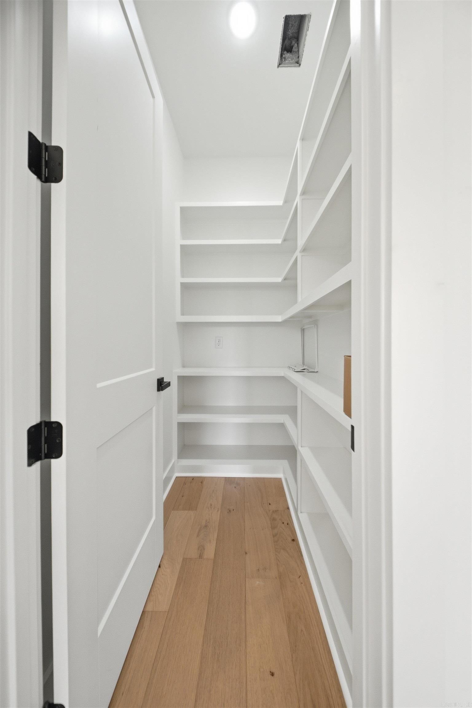 1412 Nanterre Street Property Photo 20
