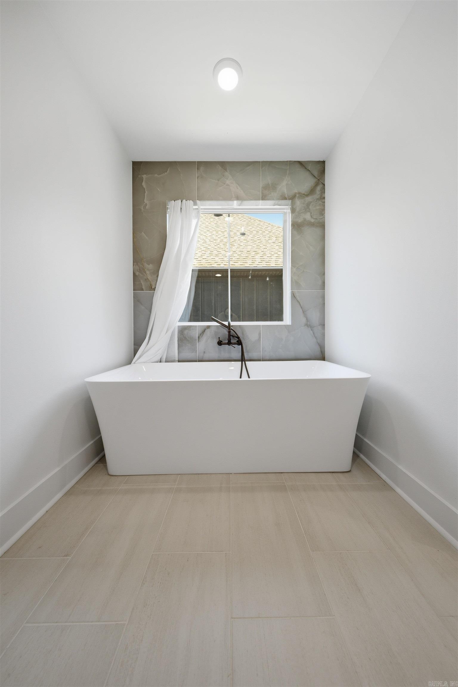 1412 Nanterre Street Property Photo 39