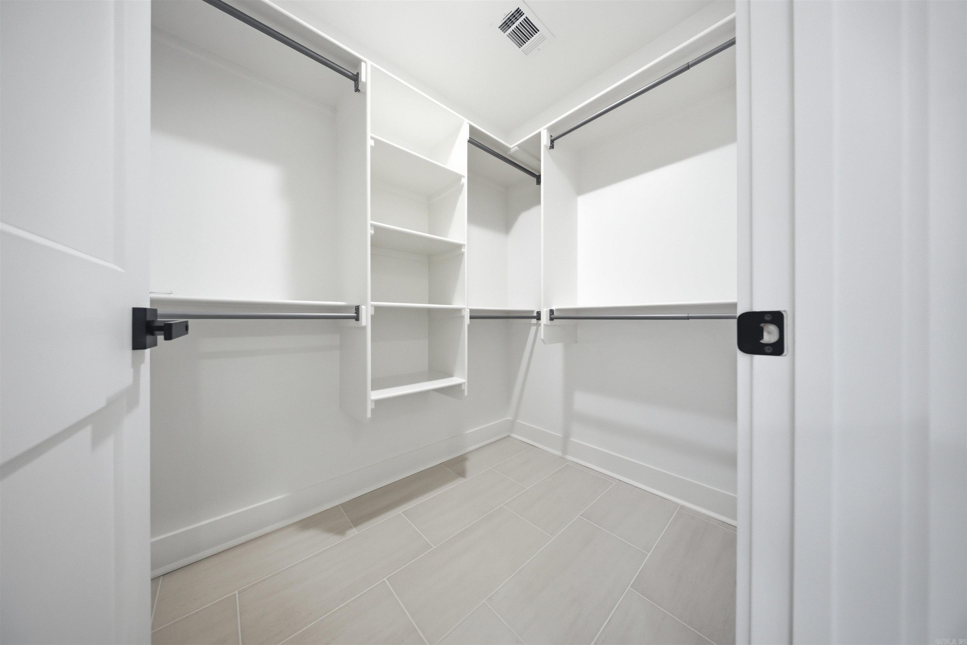 1412 Nanterre Street Property Photo 41