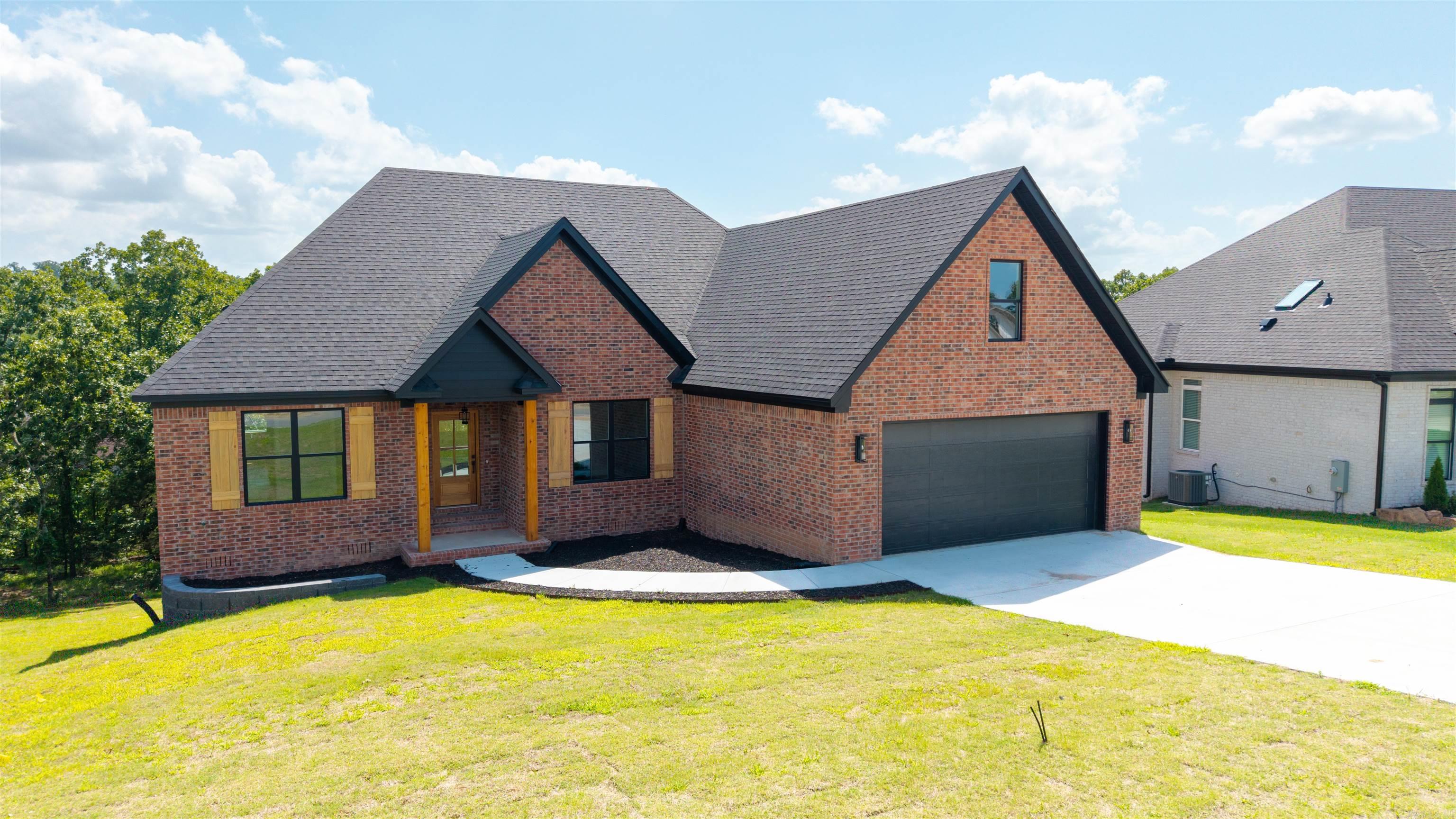 1197 Fern Ridge Road Property Photo 1