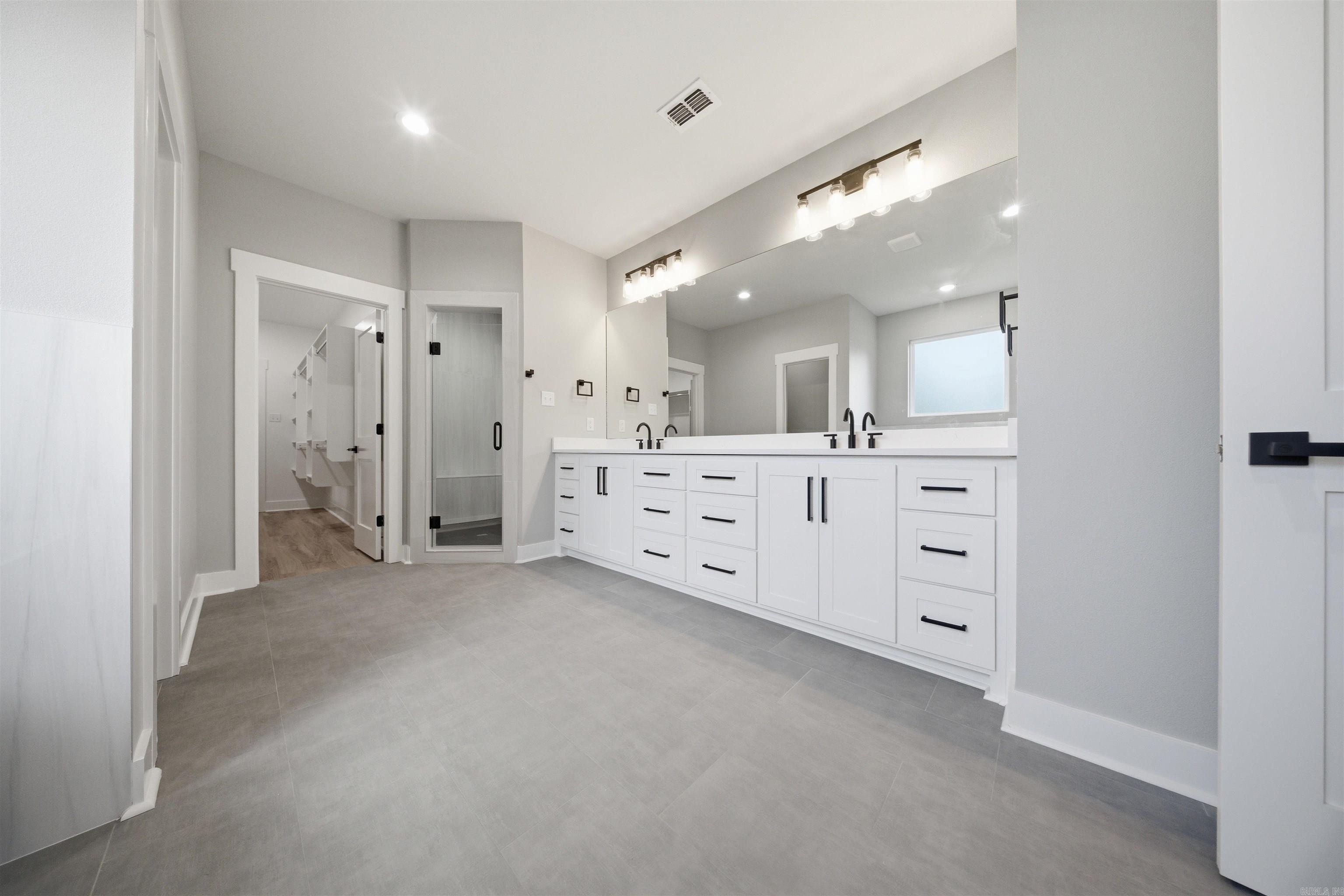 1197 Fern Ridge Road Property Photo 8