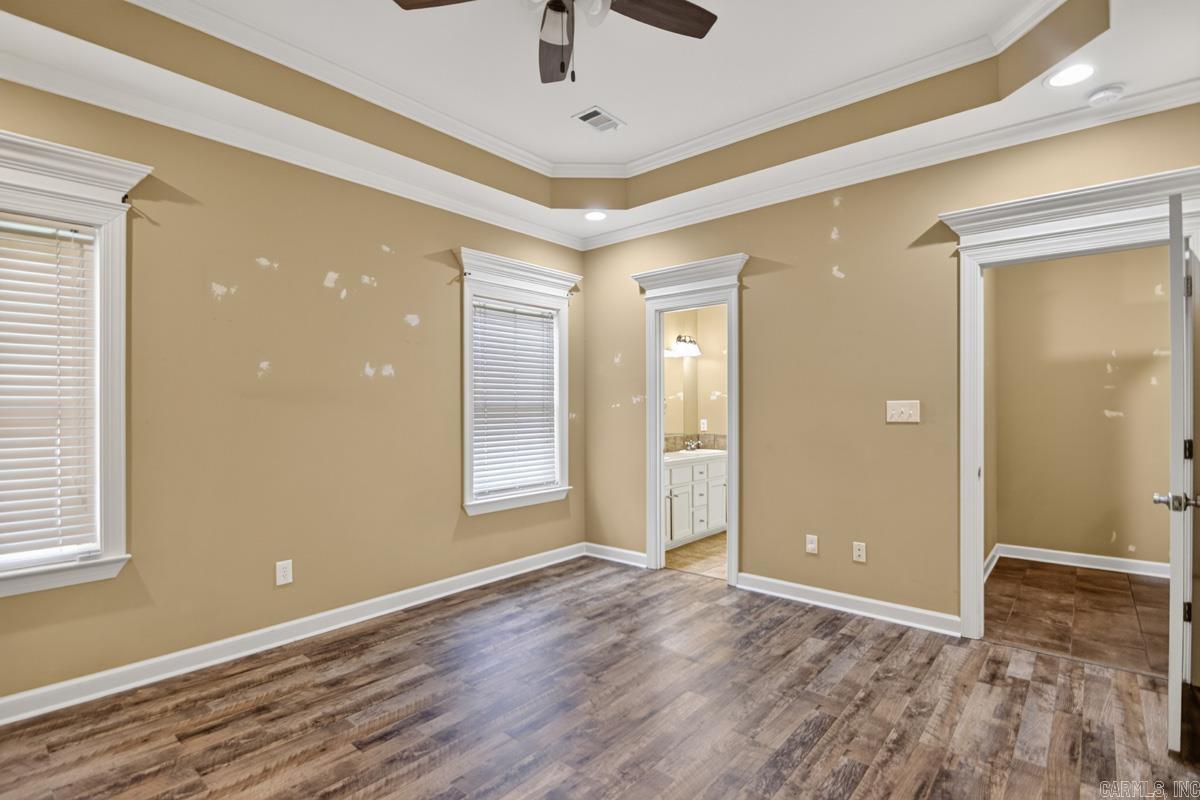 12008 Oak Valley Drive Property Photo 16