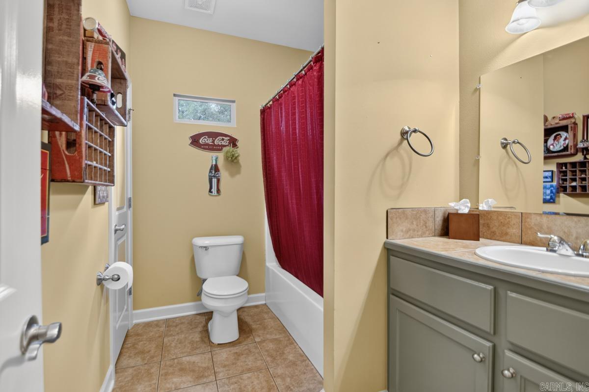 12008 Oak Valley Drive Property Photo 23