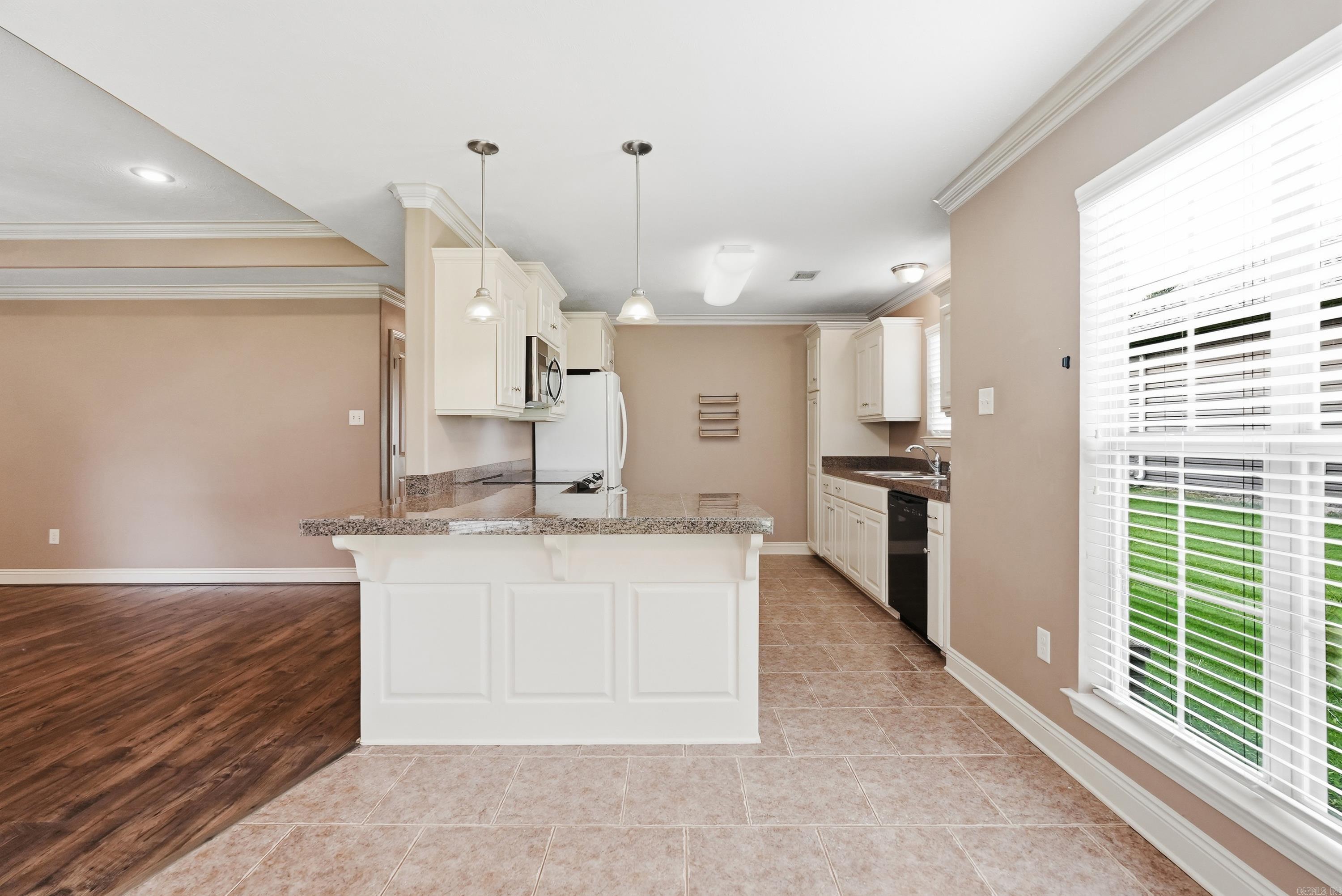 3860 Lazy Creek Trail Property Photo 4