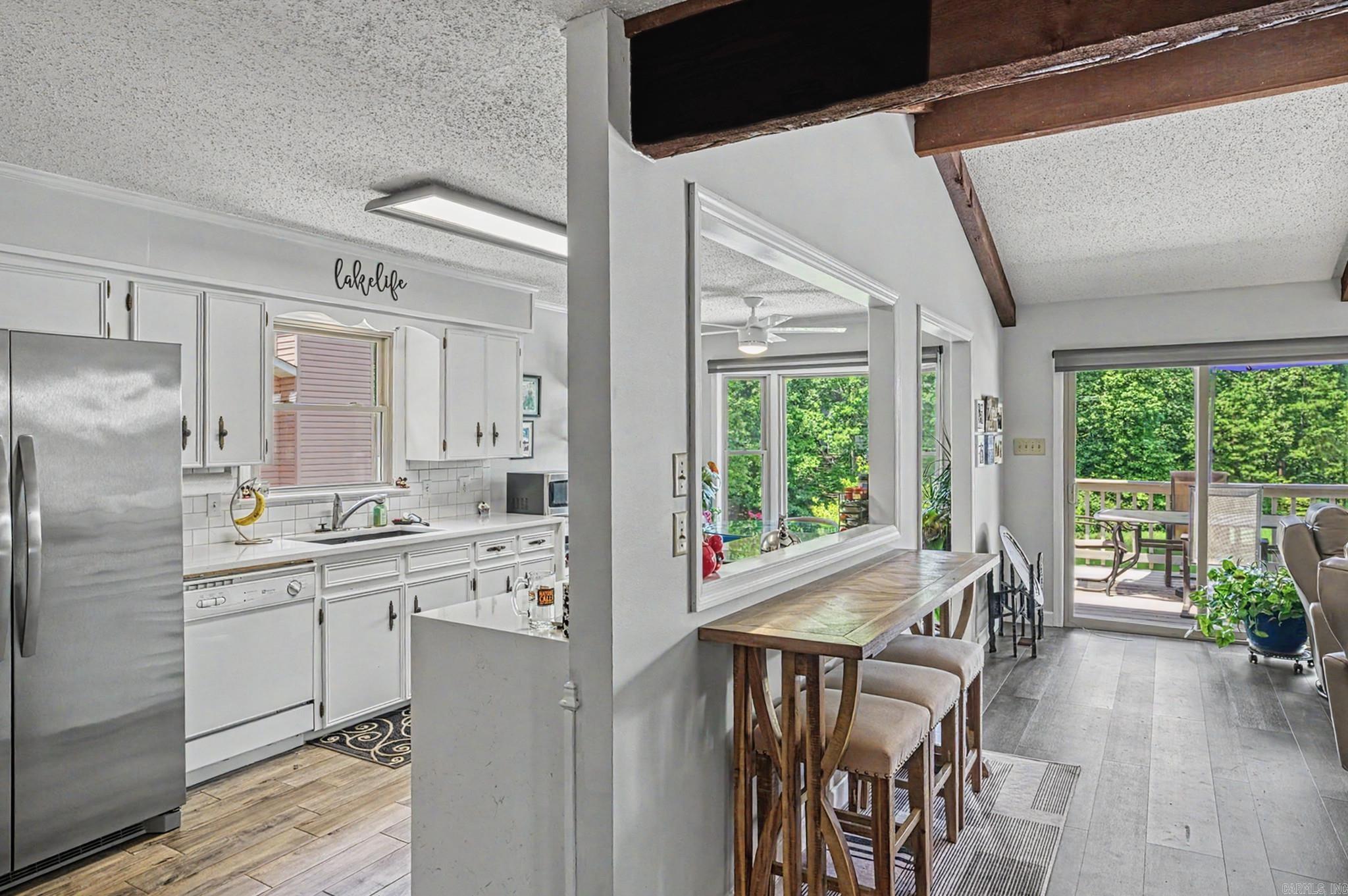 2 Sereno Lane Property Photo 12