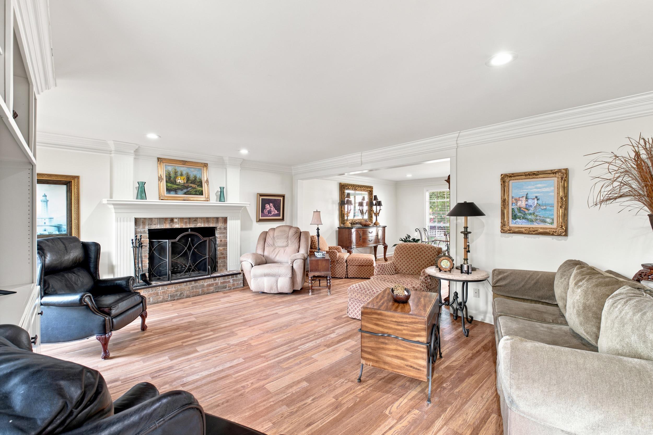 35 Oak Tree Circle Property Photo 8