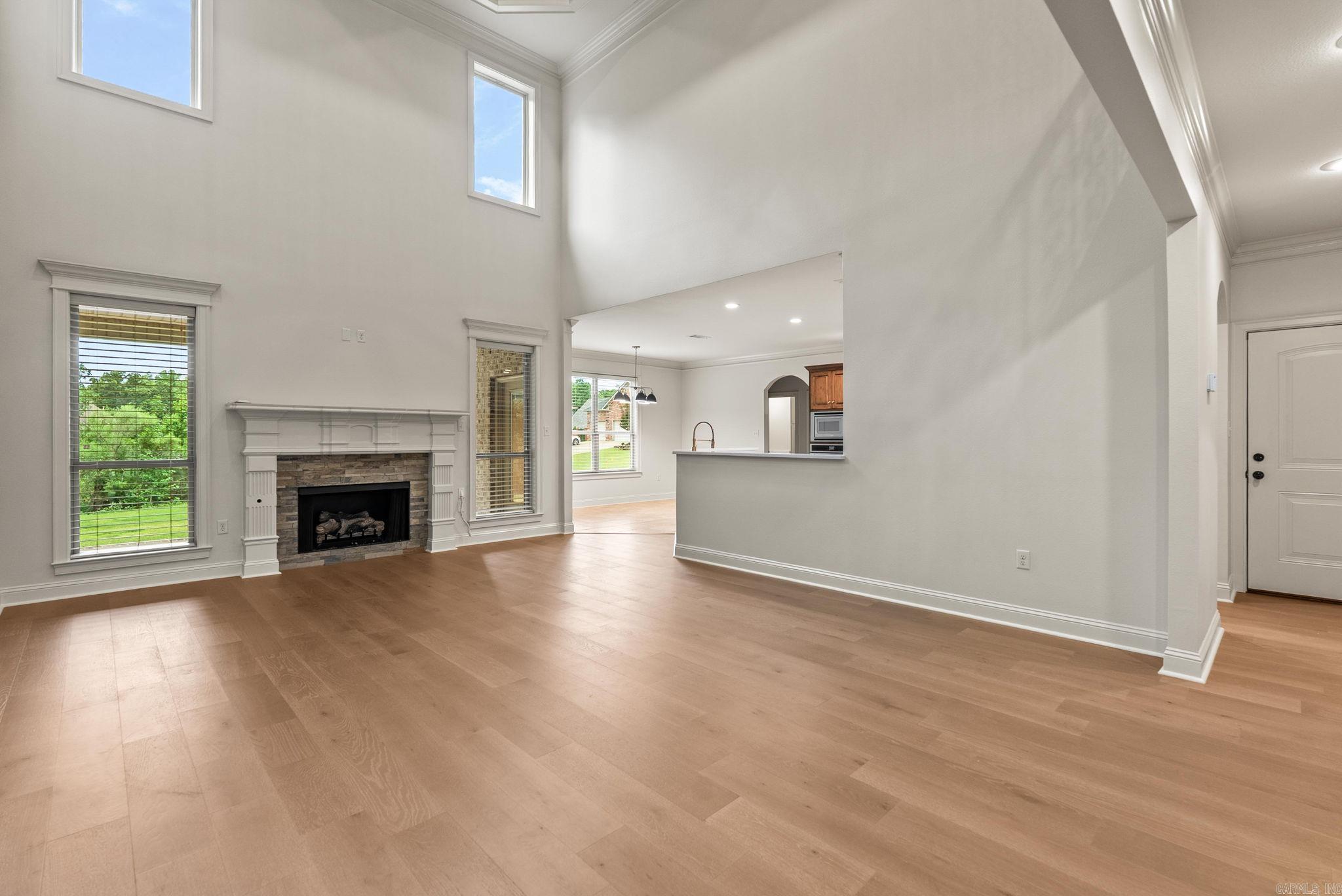 141 Oneida Way Property Photo 17