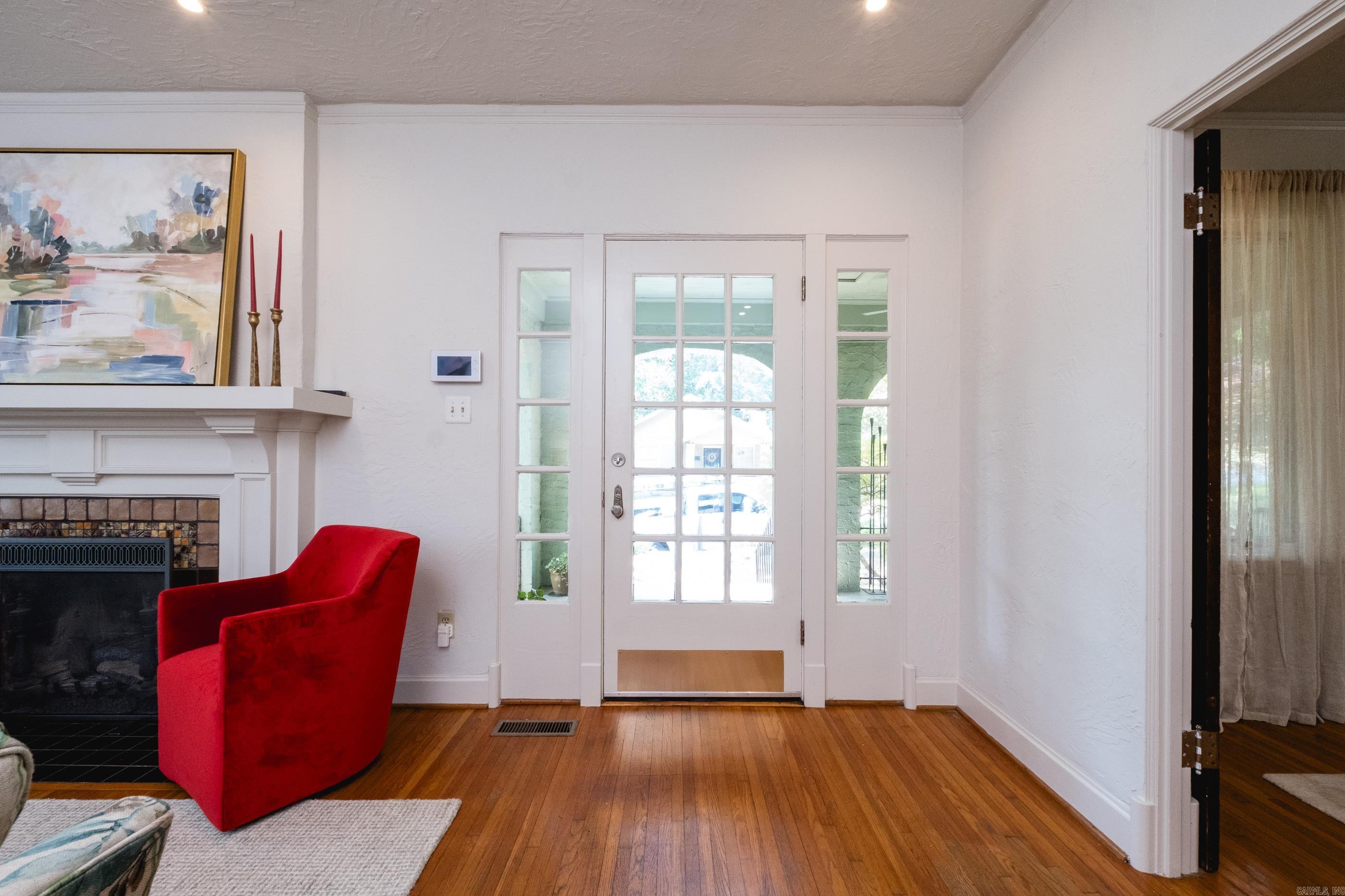 109 Linwood Court Property Photo 4