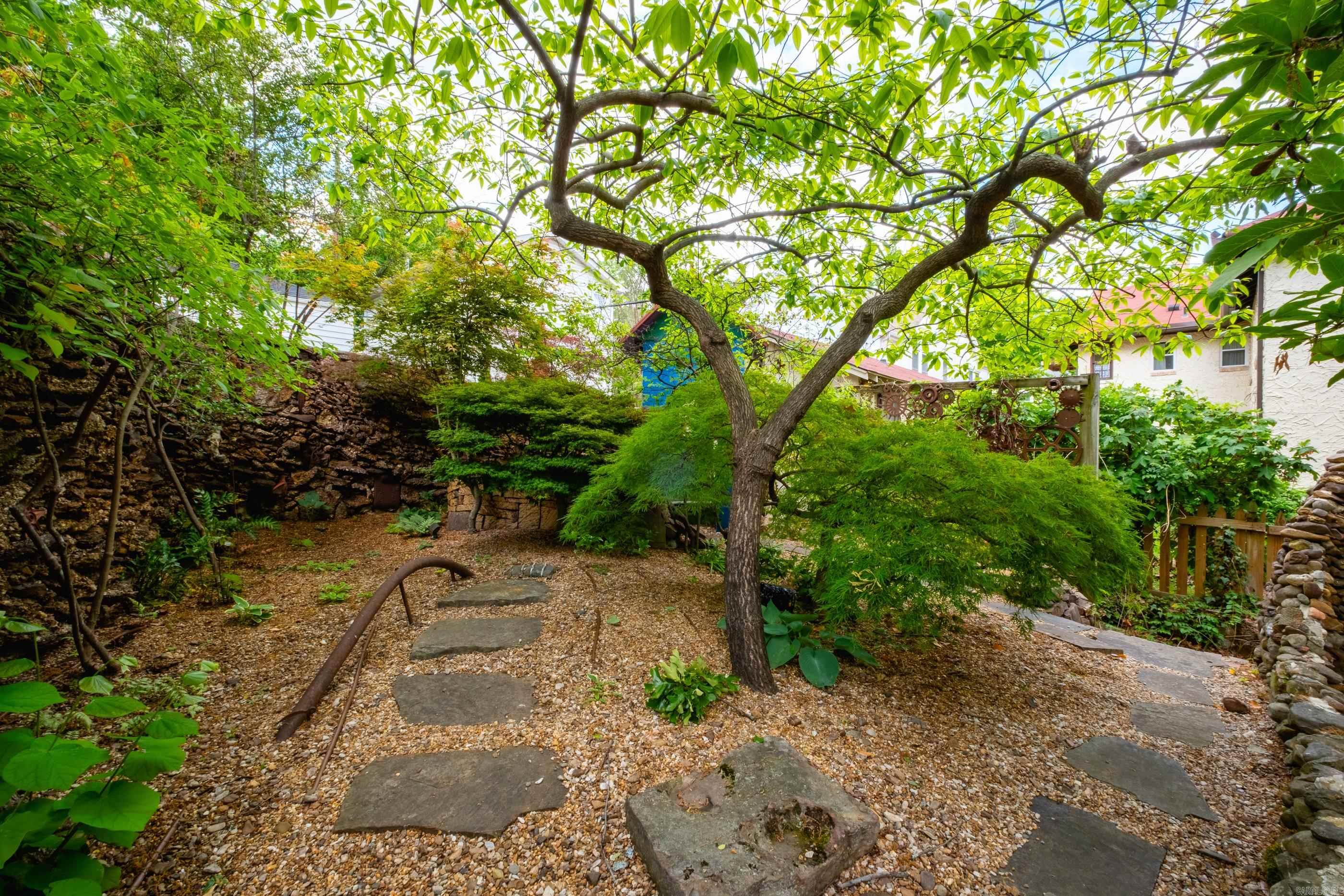 109 Linwood Court Property Photo 44