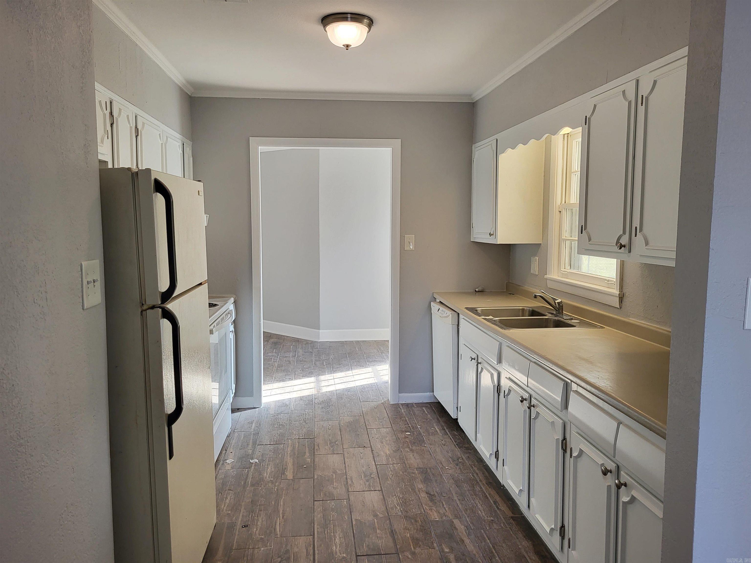 1815 W College Blvd Property Photo 4