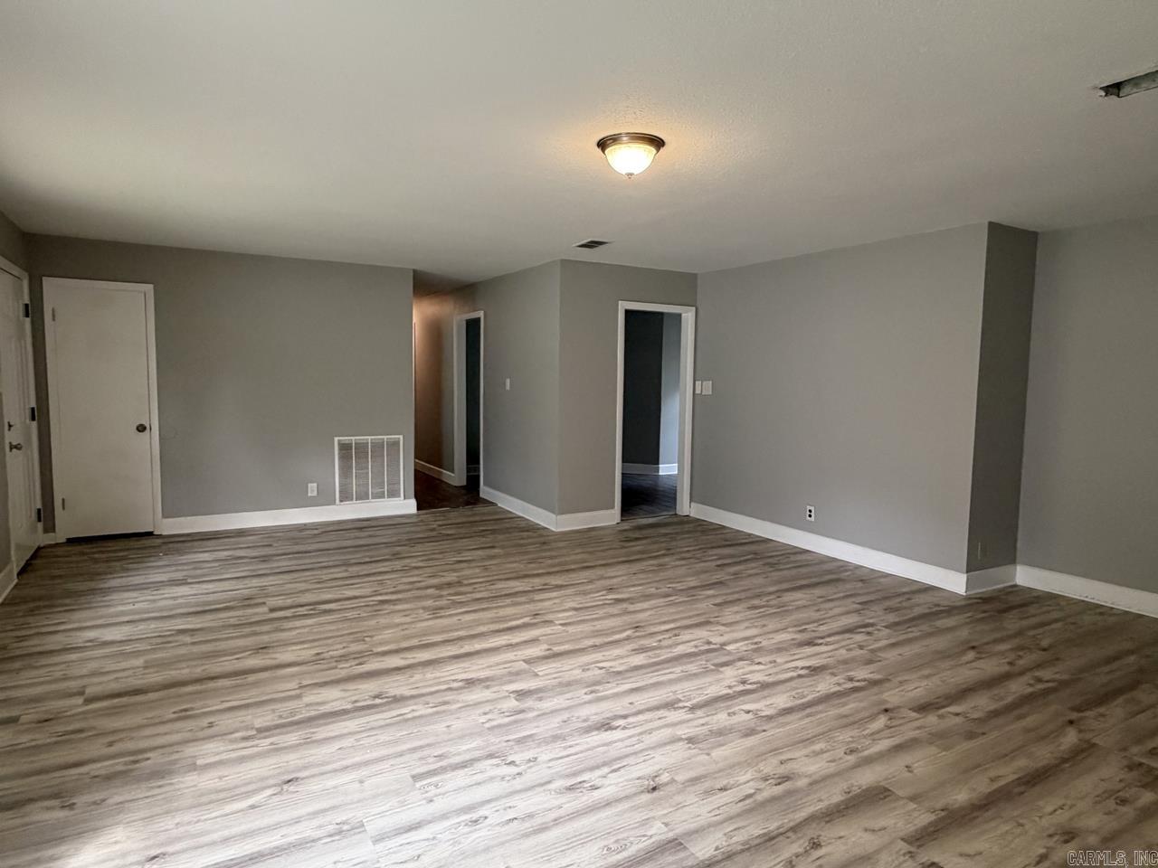 1815 W College Blvd Property Photo 9