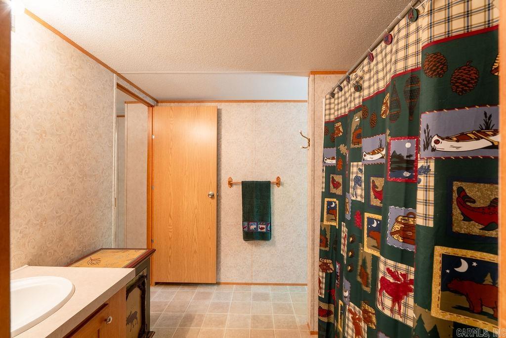 760 Ferguson Road Property Photo 28