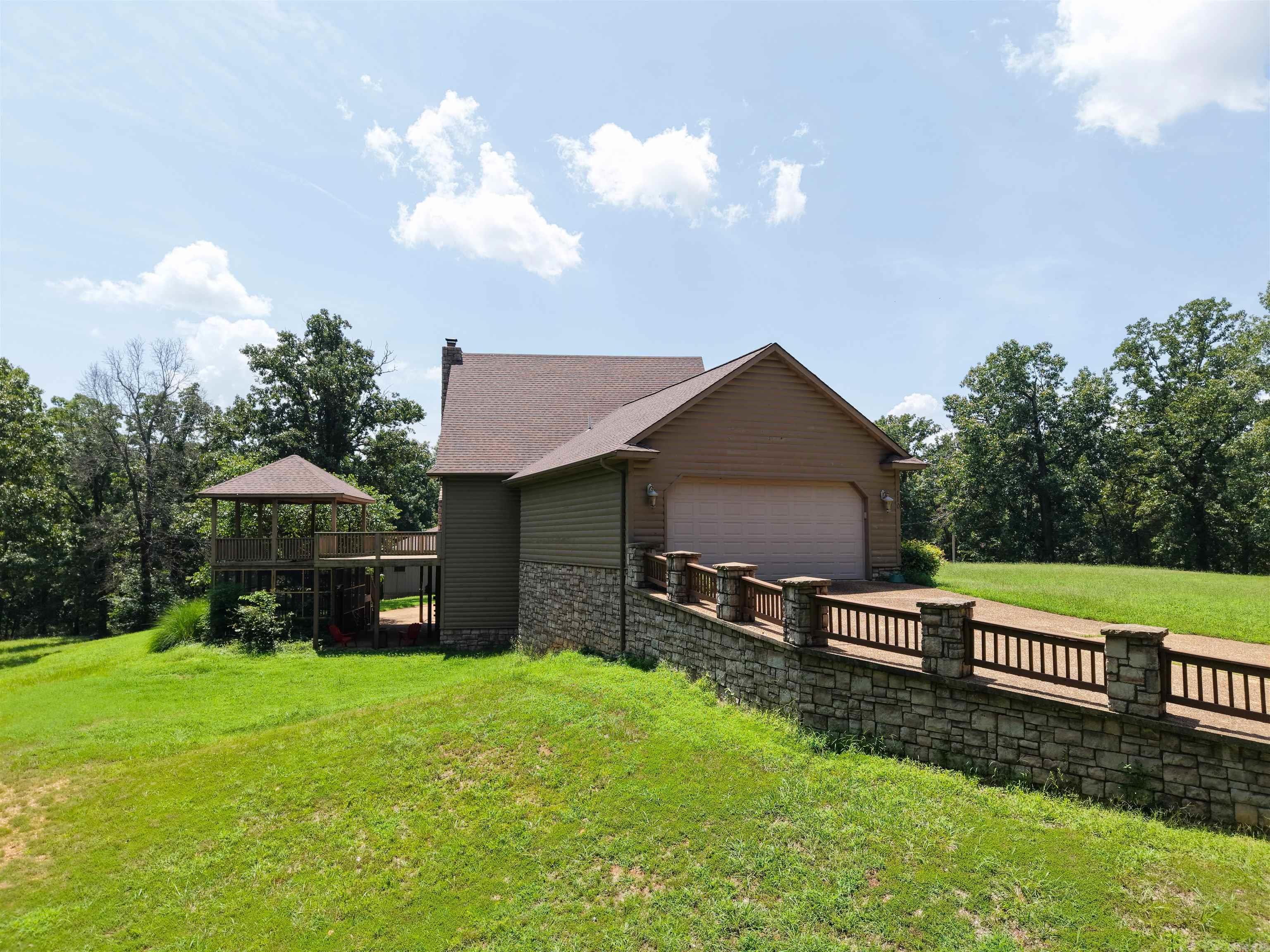 110 Brockett Trail Property Photo 45