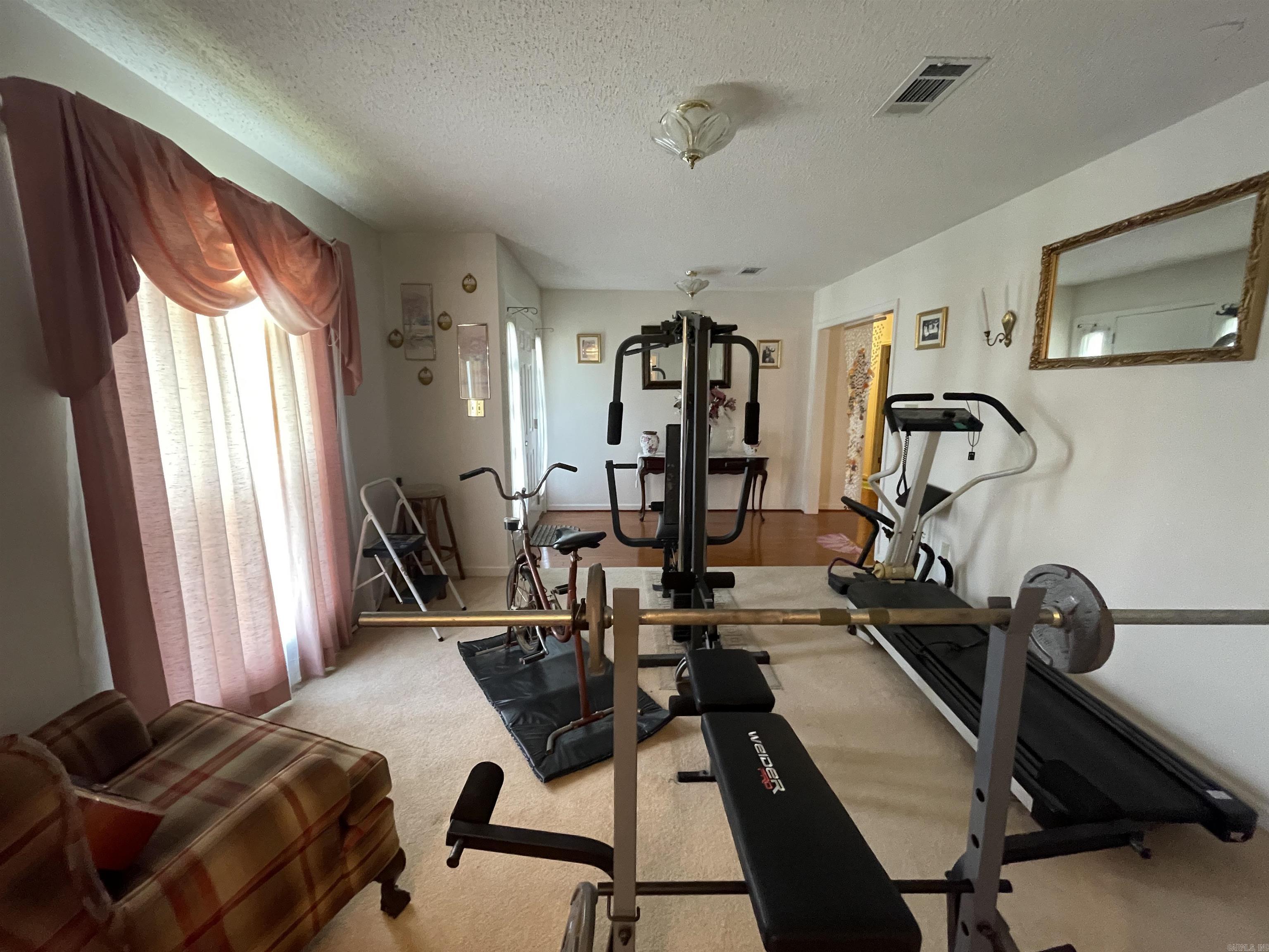 8201 Linda Property Photo 12