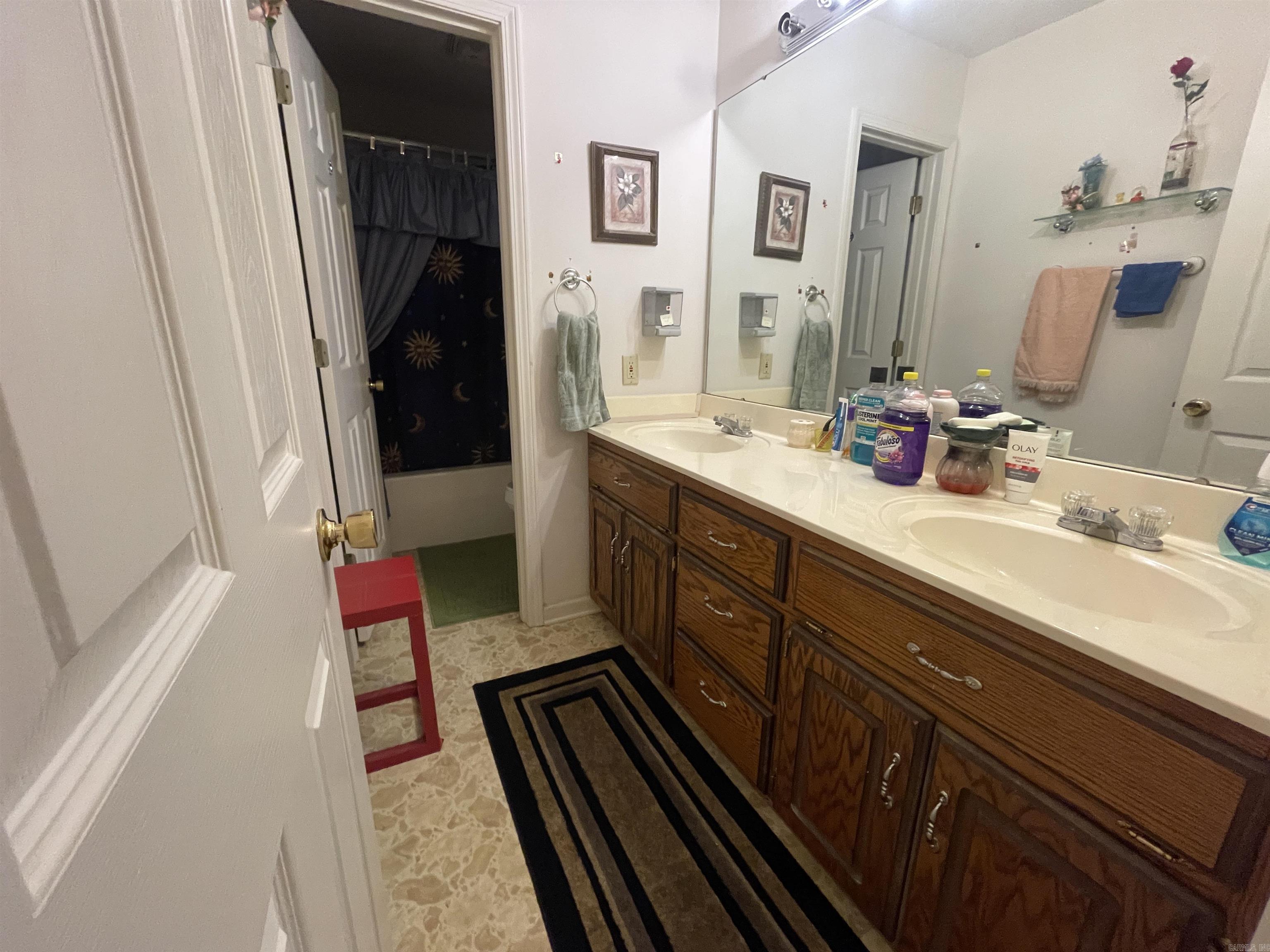 8201 Linda Property Photo 15