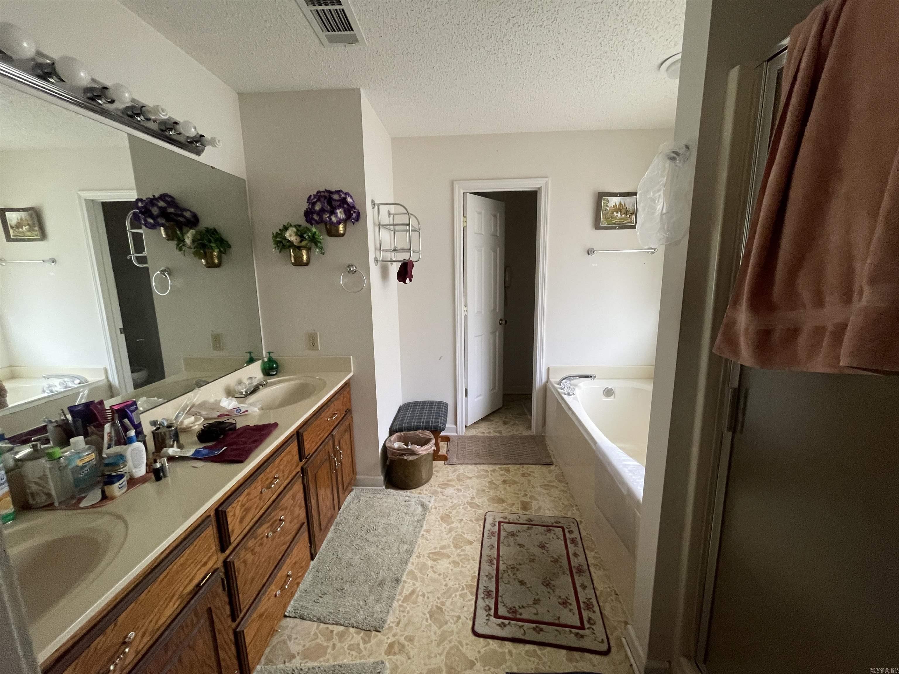 8201 Linda Property Photo 21