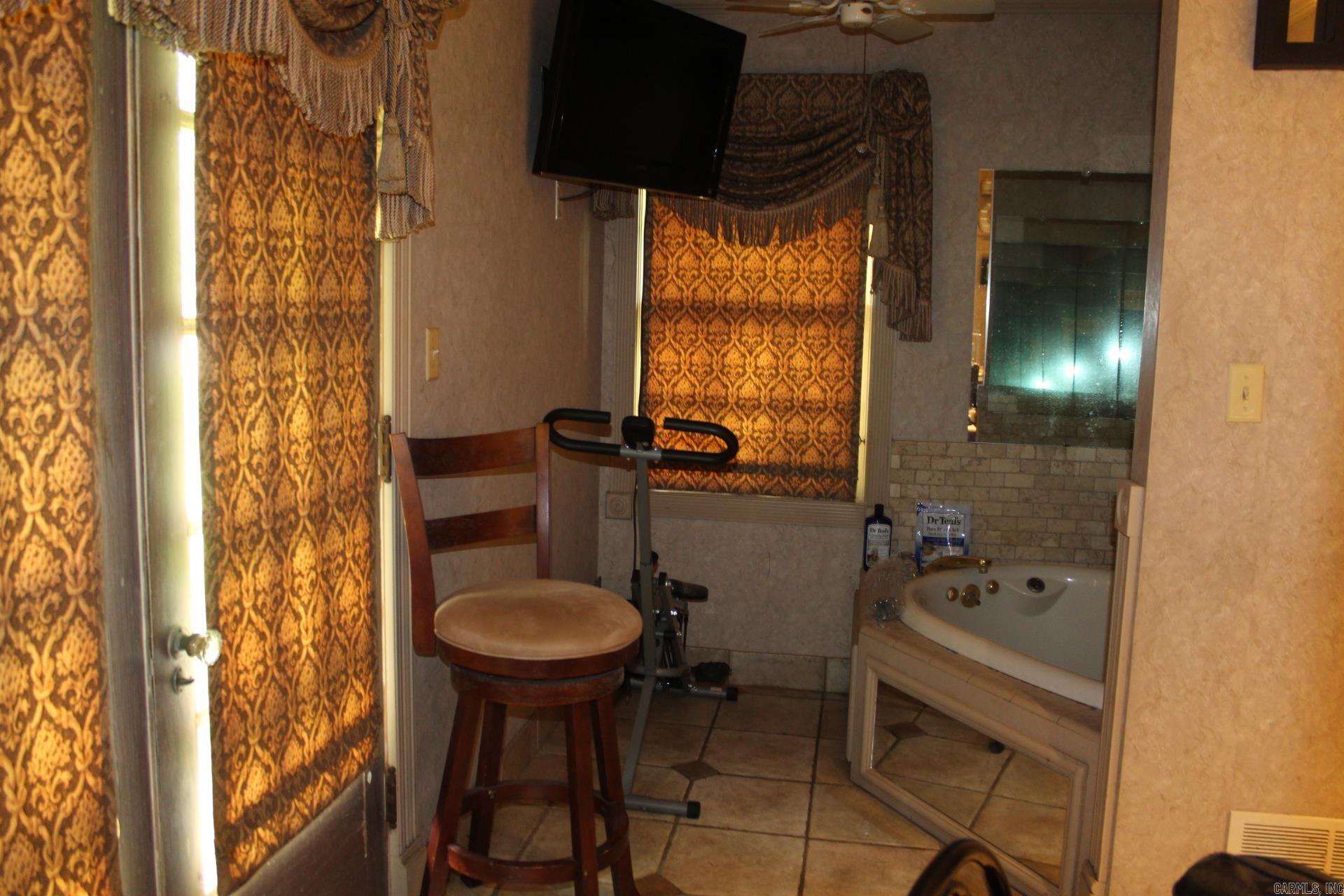 132 Stonebrook Property Photo 38