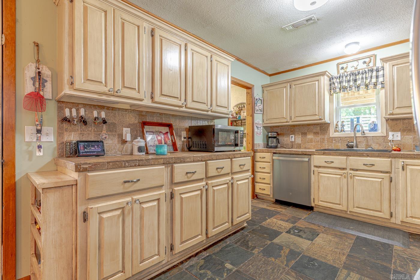 252 County Road 700 Property Photo 12